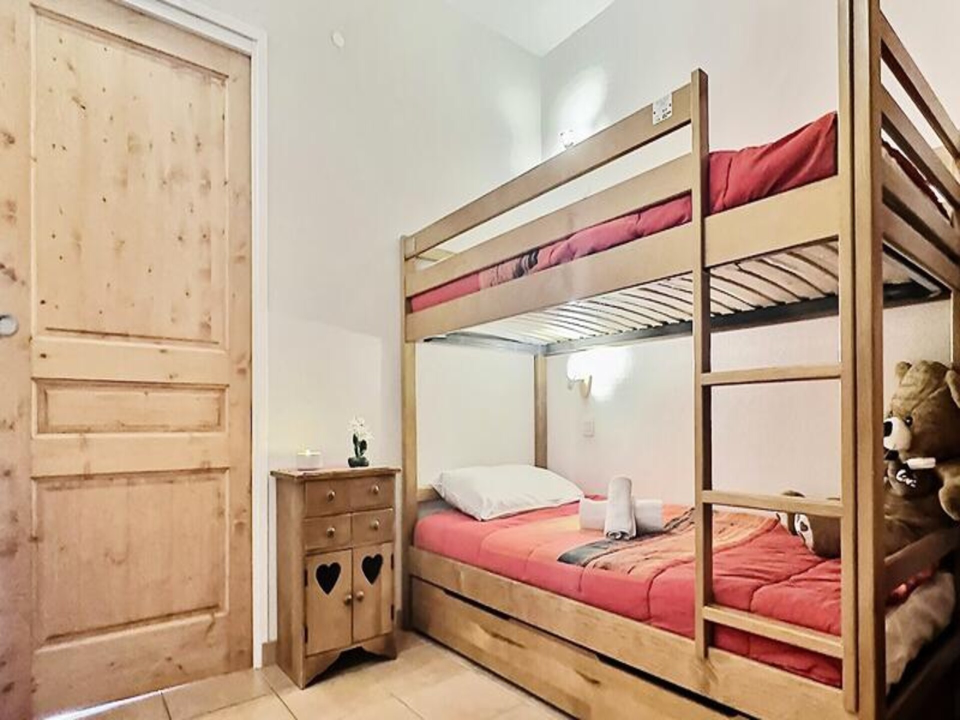 Knus appartement op de 6e verdieping met zuidbalkon en uitzicht op het meer - foto 13