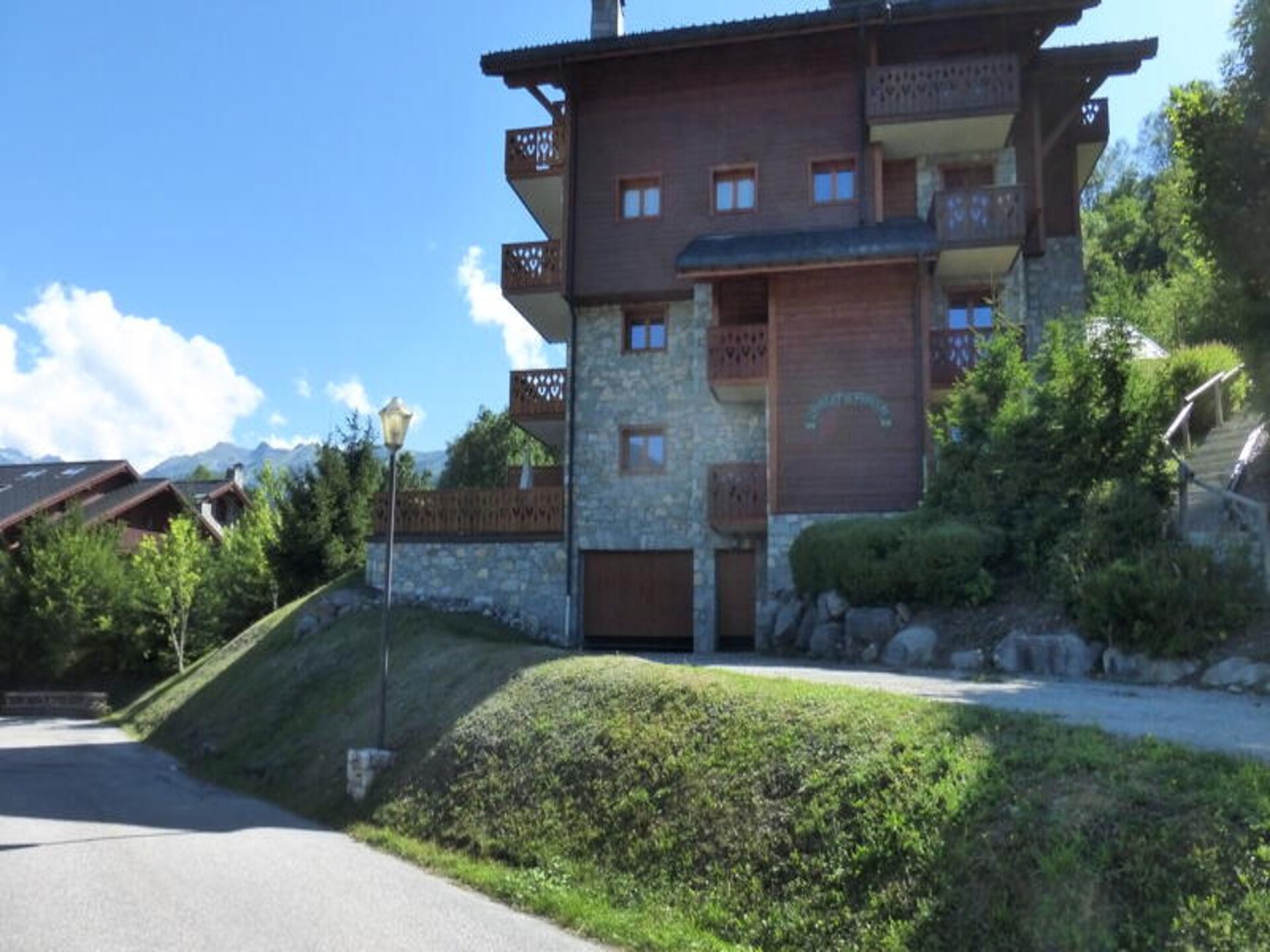 Licht appartement met panoramisch terras in Les Allues, vlakbij Méribel - foto 12
