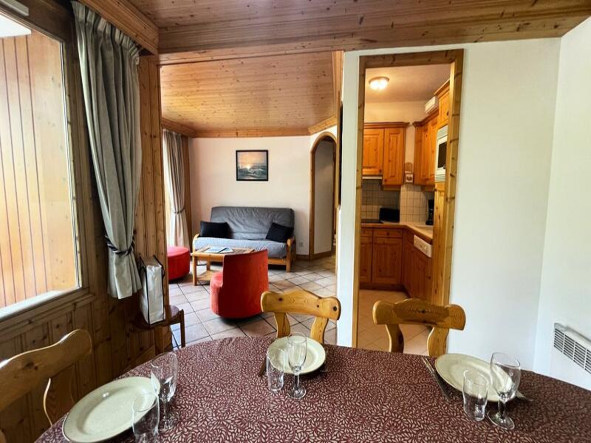 Appartement met balkon en uitzicht op Méribel, vlakbij de piste - foto 5