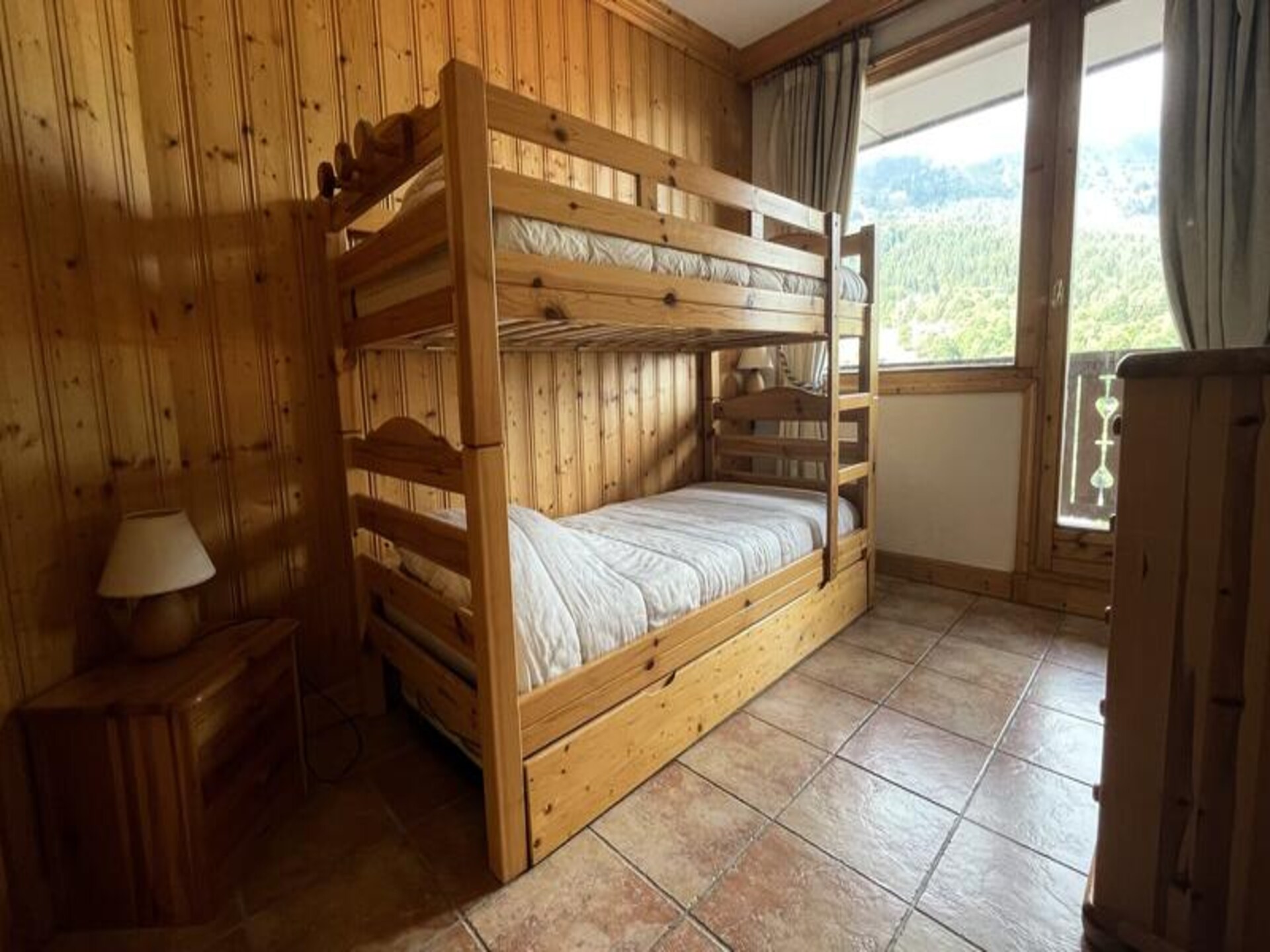 Appartement met balkon en uitzicht op Méribel, vlakbij de piste - foto 14