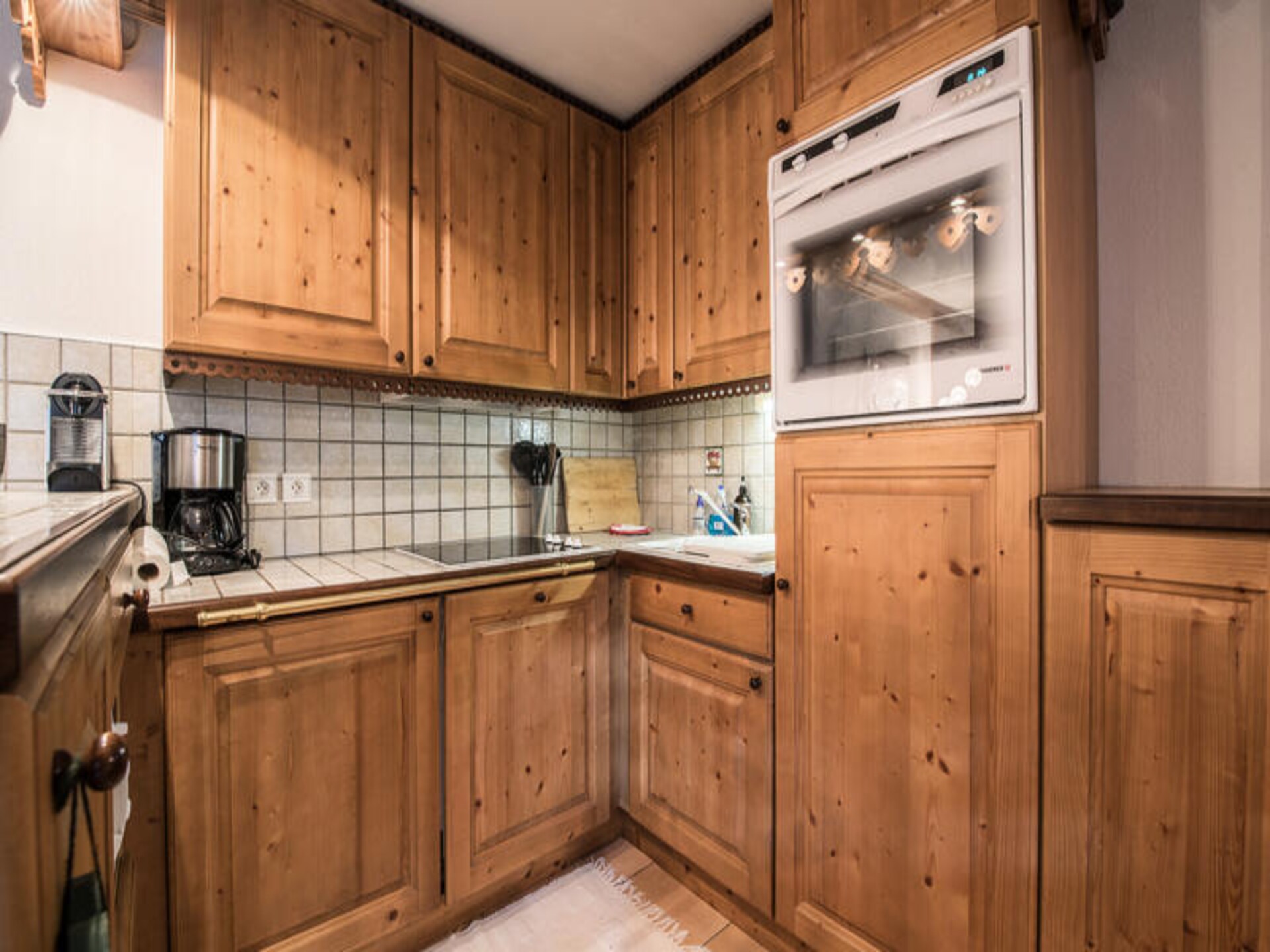 Alpine appartement met balkon, vlakbij de stoeltjeslift in Méribel-Morel - foto 9