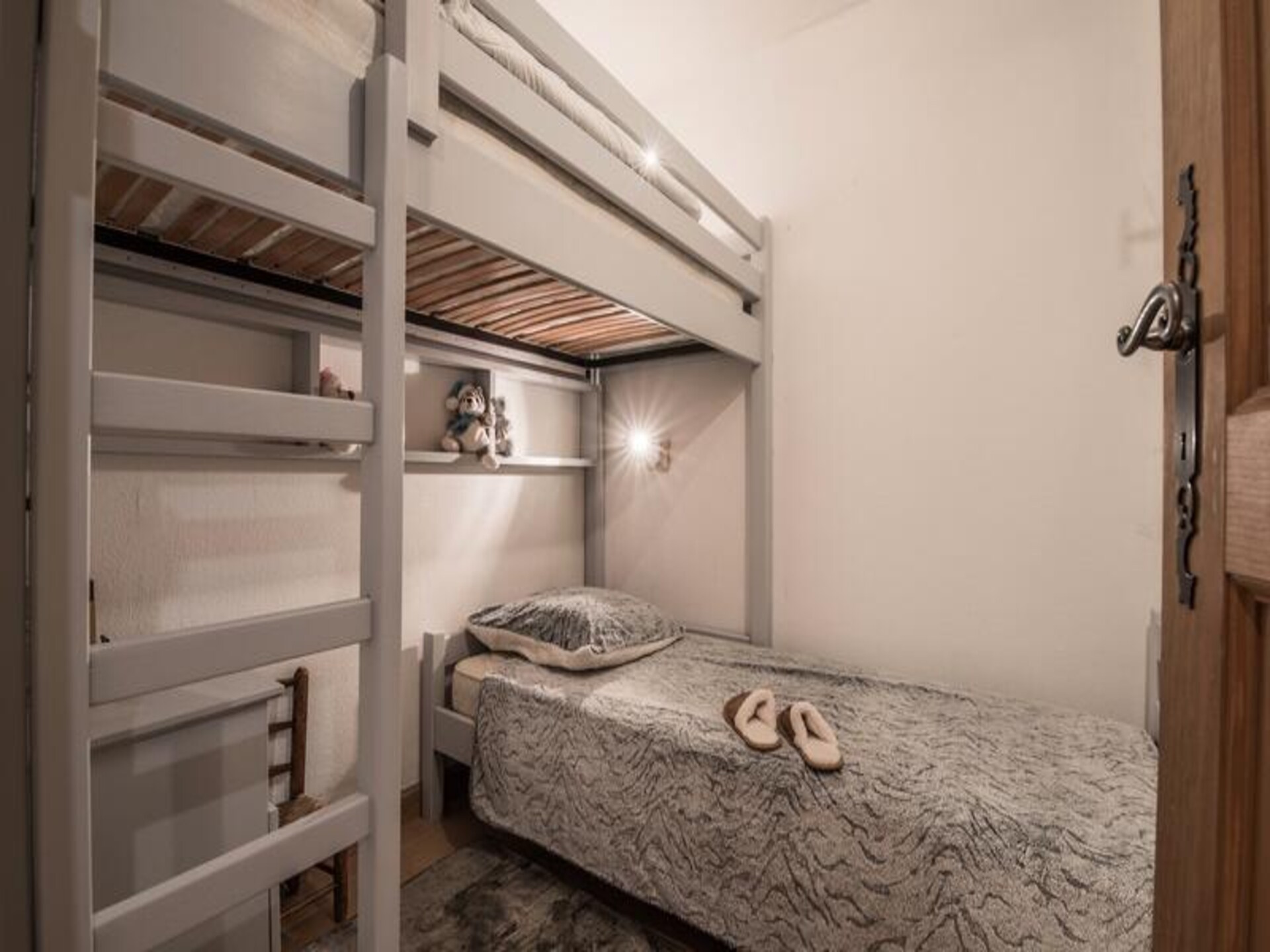 Alpine appartement met balkon, vlakbij de stoeltjeslift in Méribel-Morel - foto 13