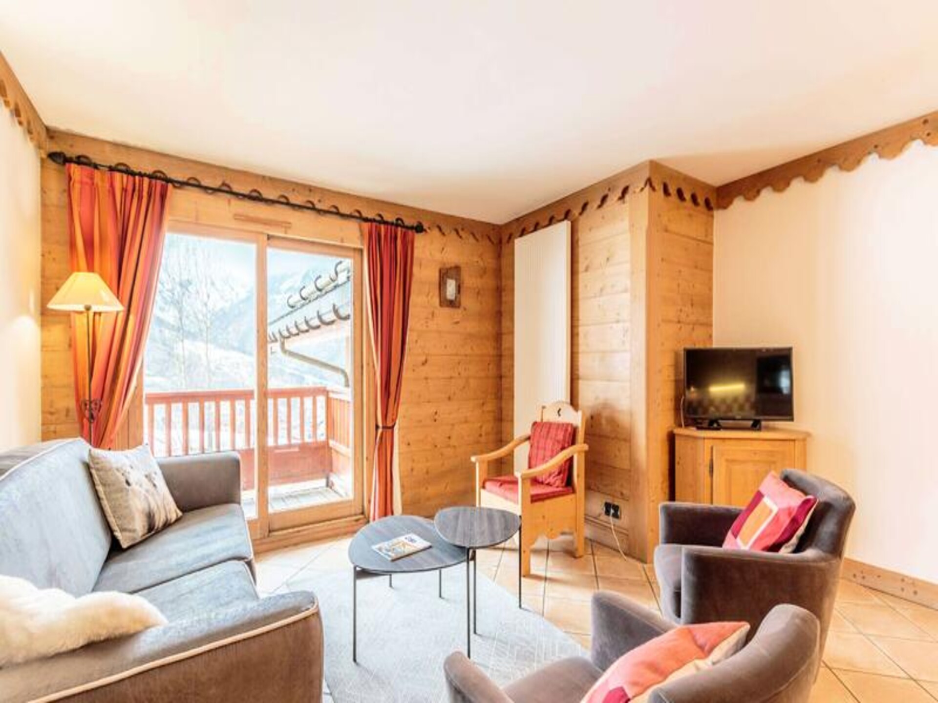 Luxe 4-sterrenappartement aan de piste in Saint Martin de Belleville met wellness - foto 4