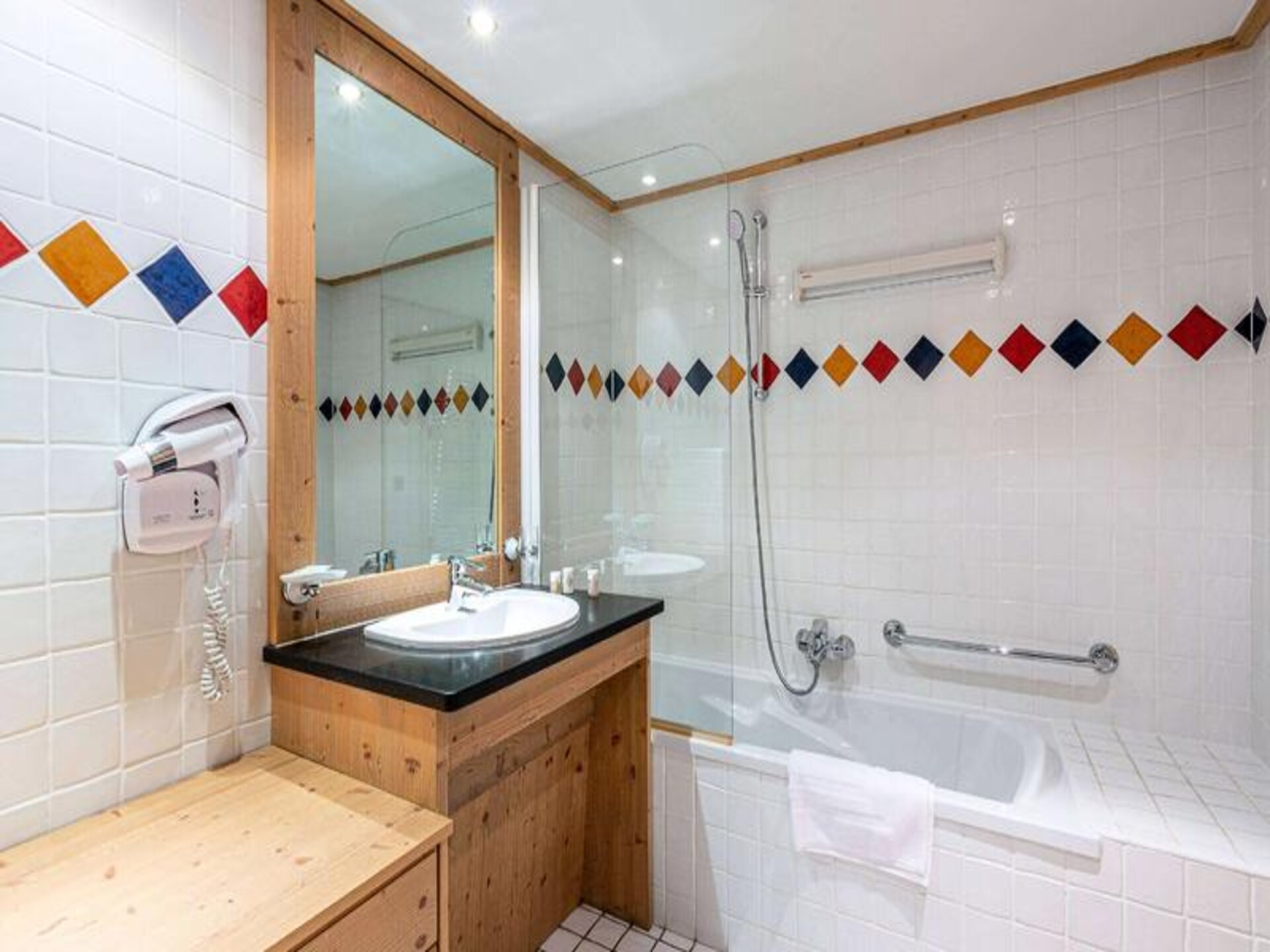 Luxe appartement aan de piste in Saint Martin de Belleville met wellness - foto 10