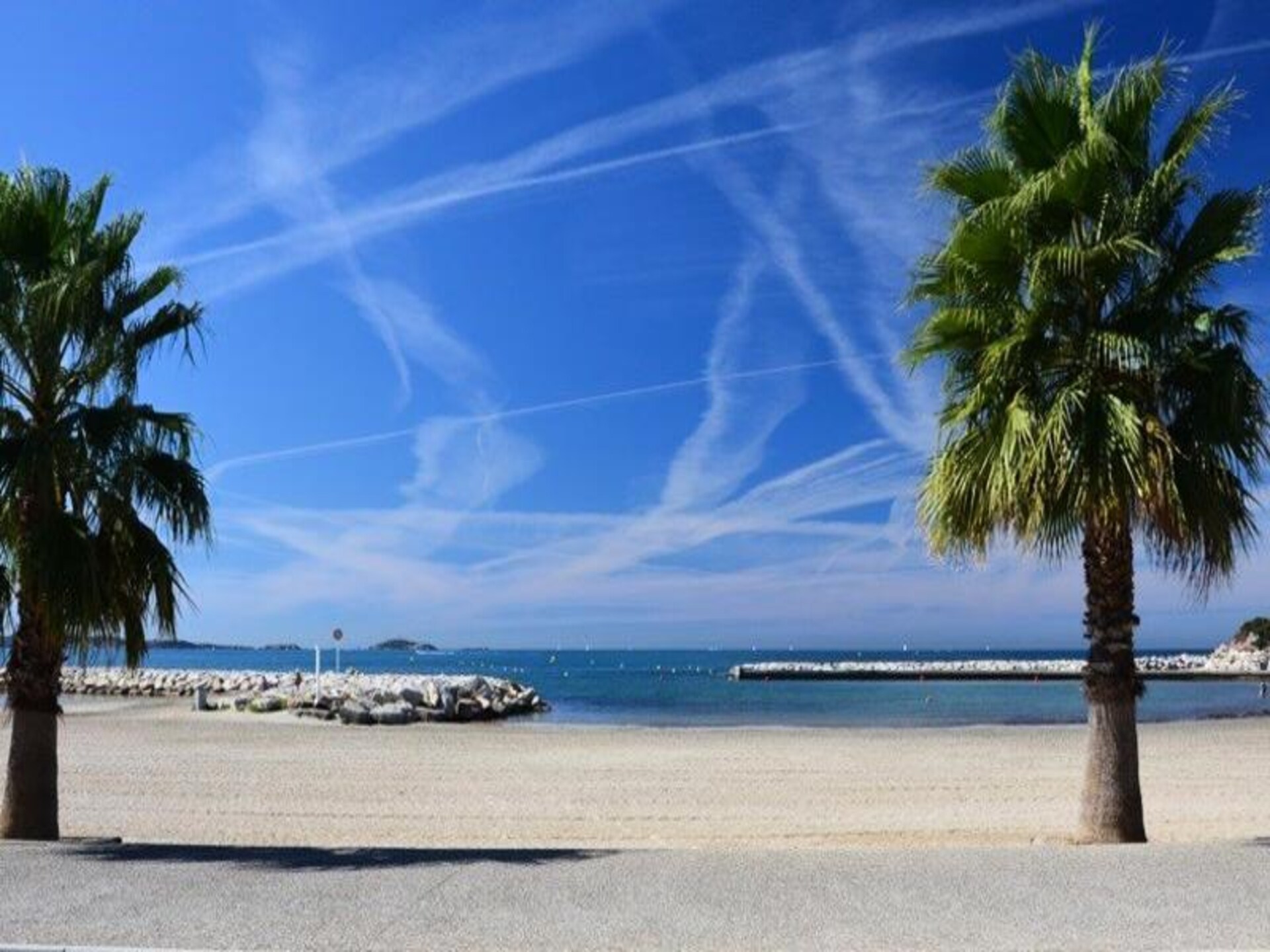 Zonnig appartement op 350m van strand Bonnegrâce in Six-Fours - foto 13