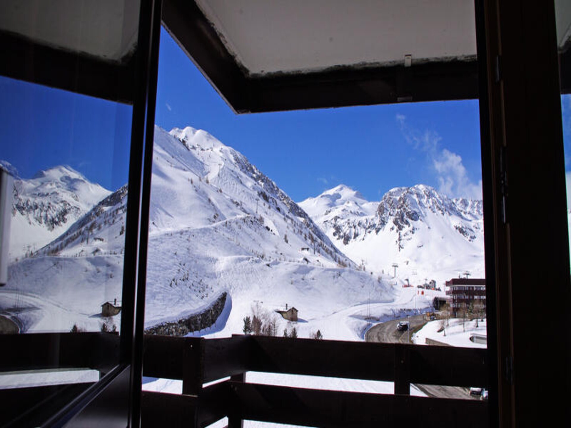 Zonnig 6-persoons appartement met gletsjerzicht en ski-in/ski-out in Tignes - foto 8