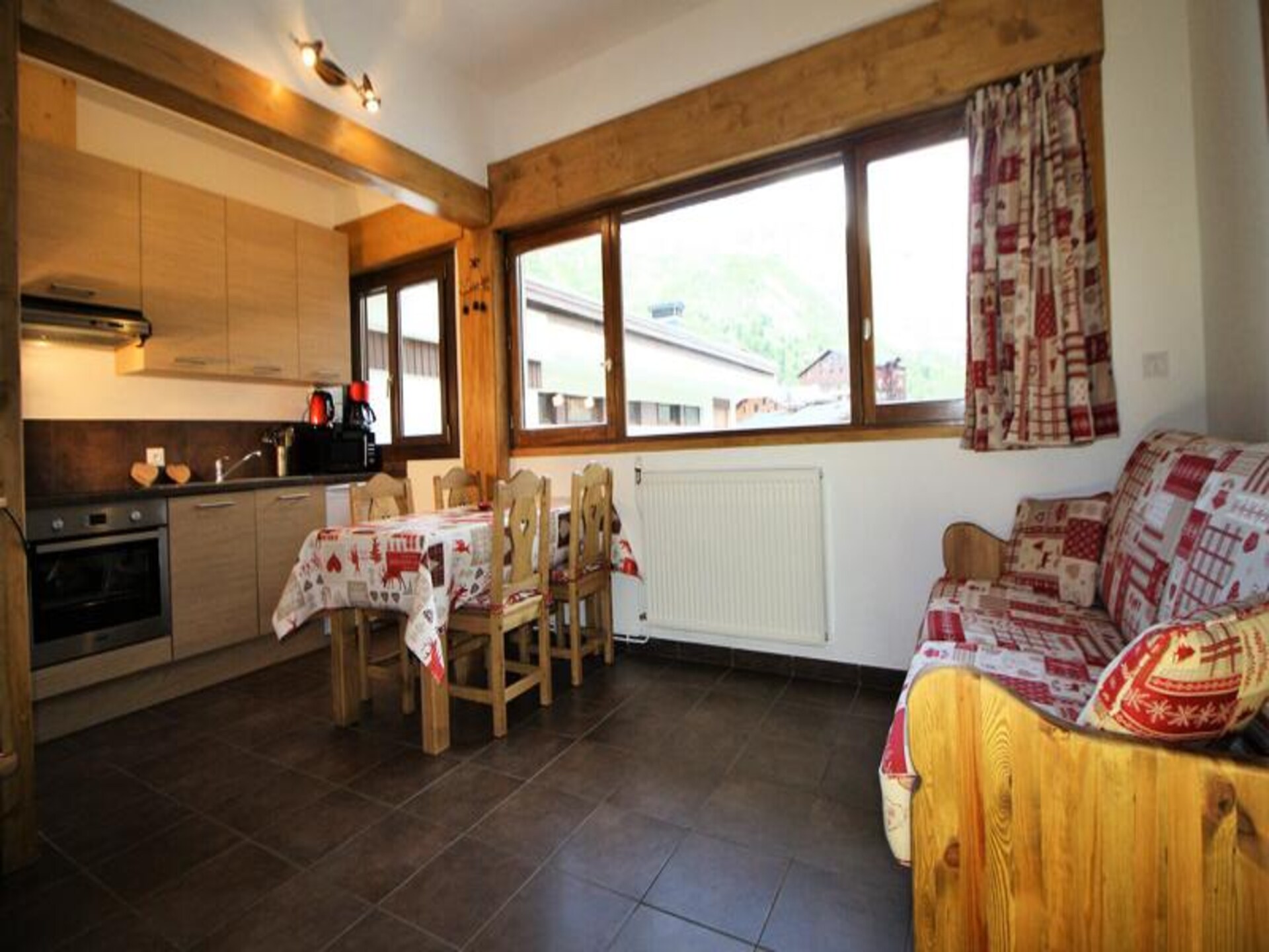 Chalet De La Tour: Gezellig appartement op 100m van de piste in Tignes - foto 9