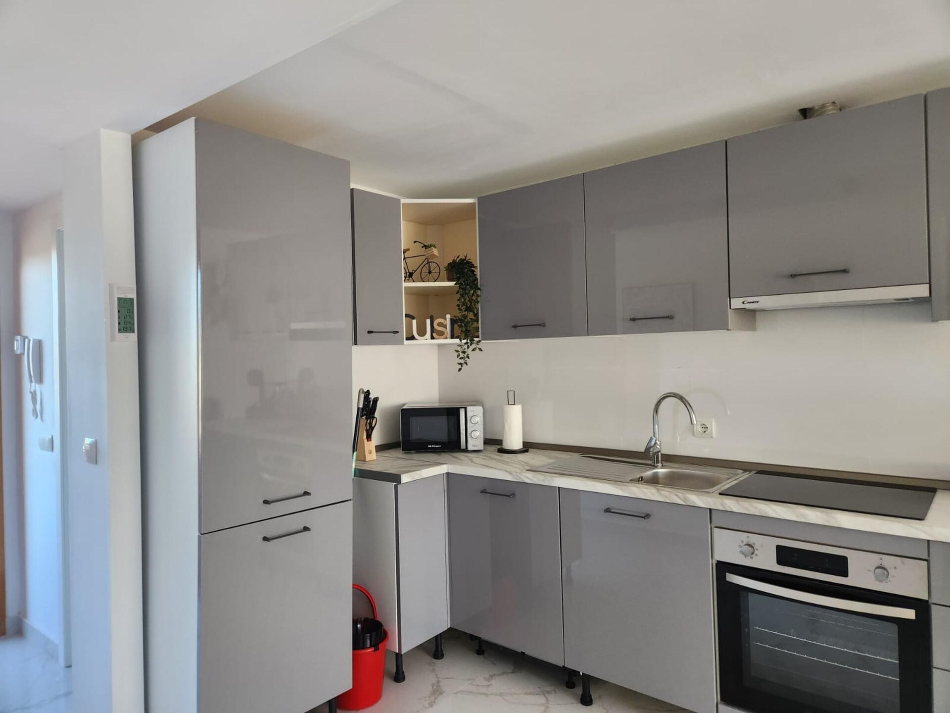 Zonovergoten appartement met privézwembad en solarium nabij strand Vera - foto 3