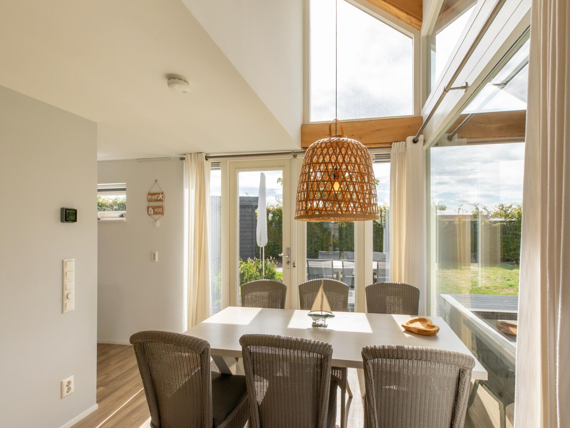 Villa Zonnedorp 10: Luxe strandvilla met privacy in Renesse - foto 13
