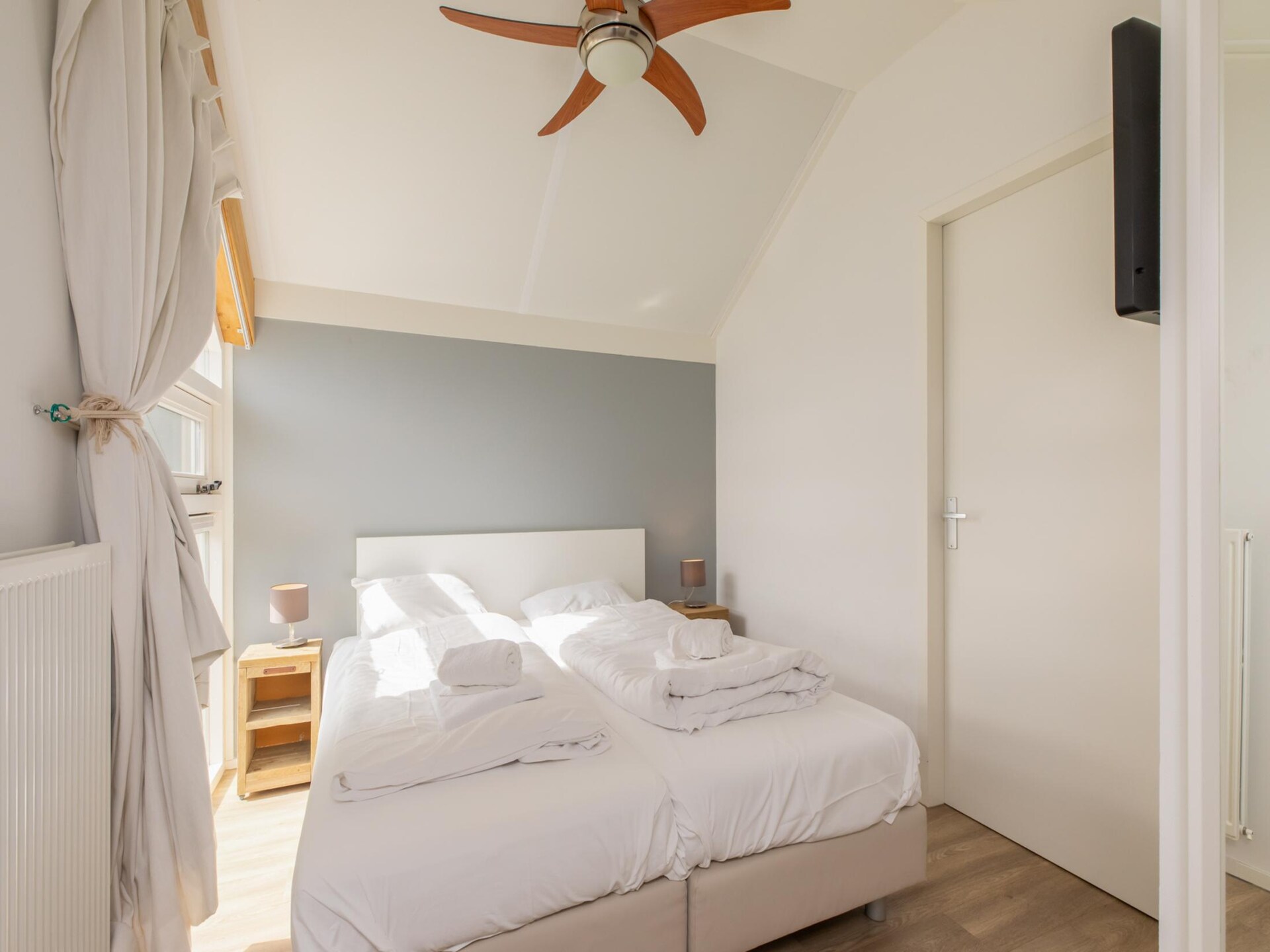 Villa Zonnedorp 10: Luxe strandvilla met privacy in Renesse - foto 18