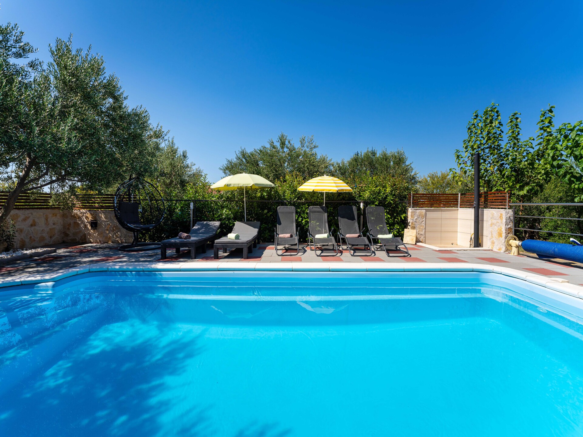 Vakantiehuis met privézwembad tussen de olijfbomen bij Šibenik - foto 12