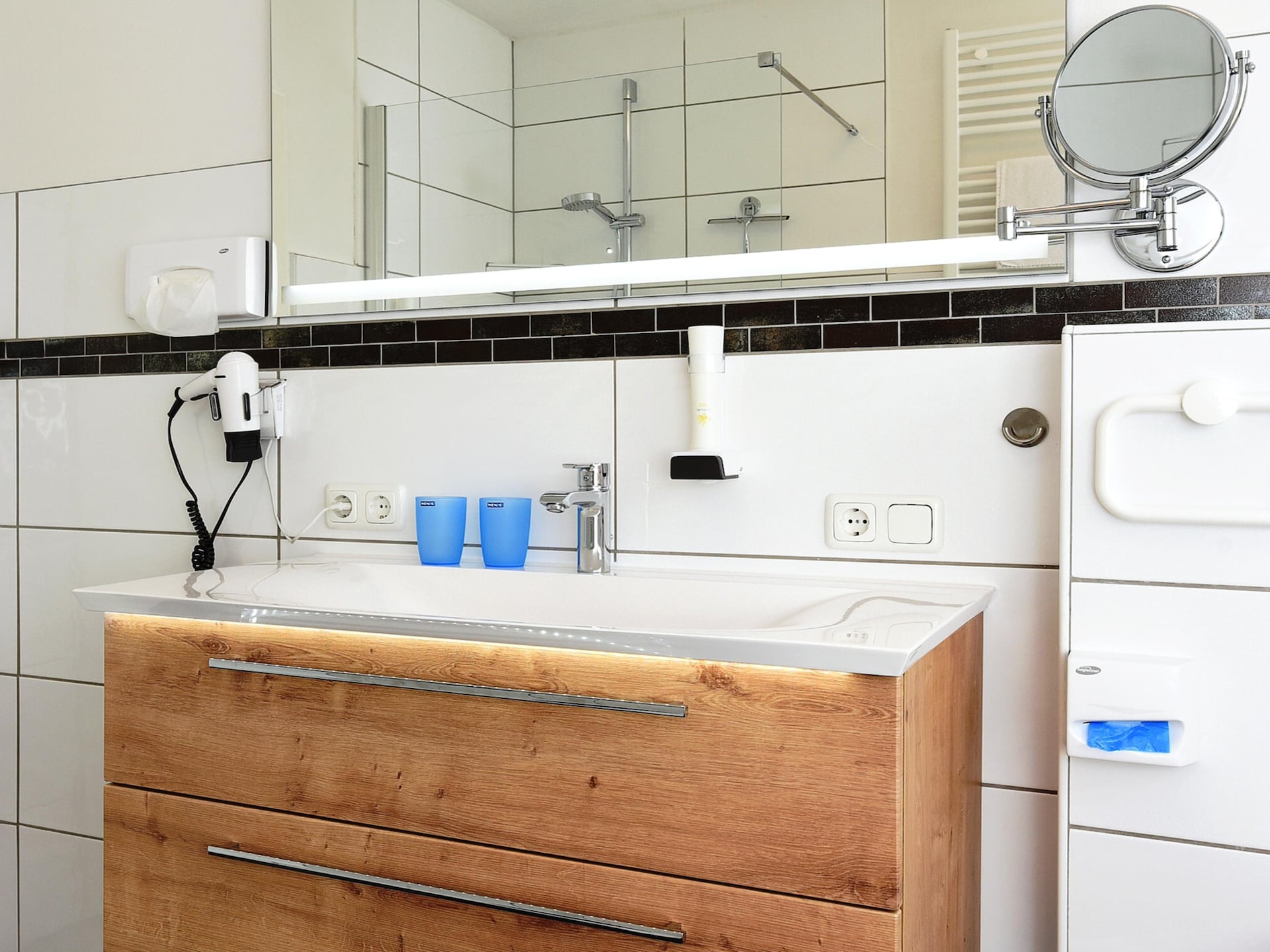 Op 350 m van zee: Modern appartement Haus zur Möwe 1 in Bensersiel - foto 23