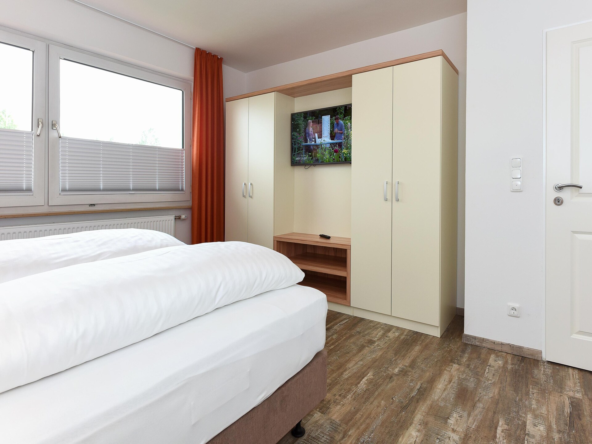 Op 350 m van zee: Modern appartement Haus zur Möwe 1 in Bensersiel - foto 14