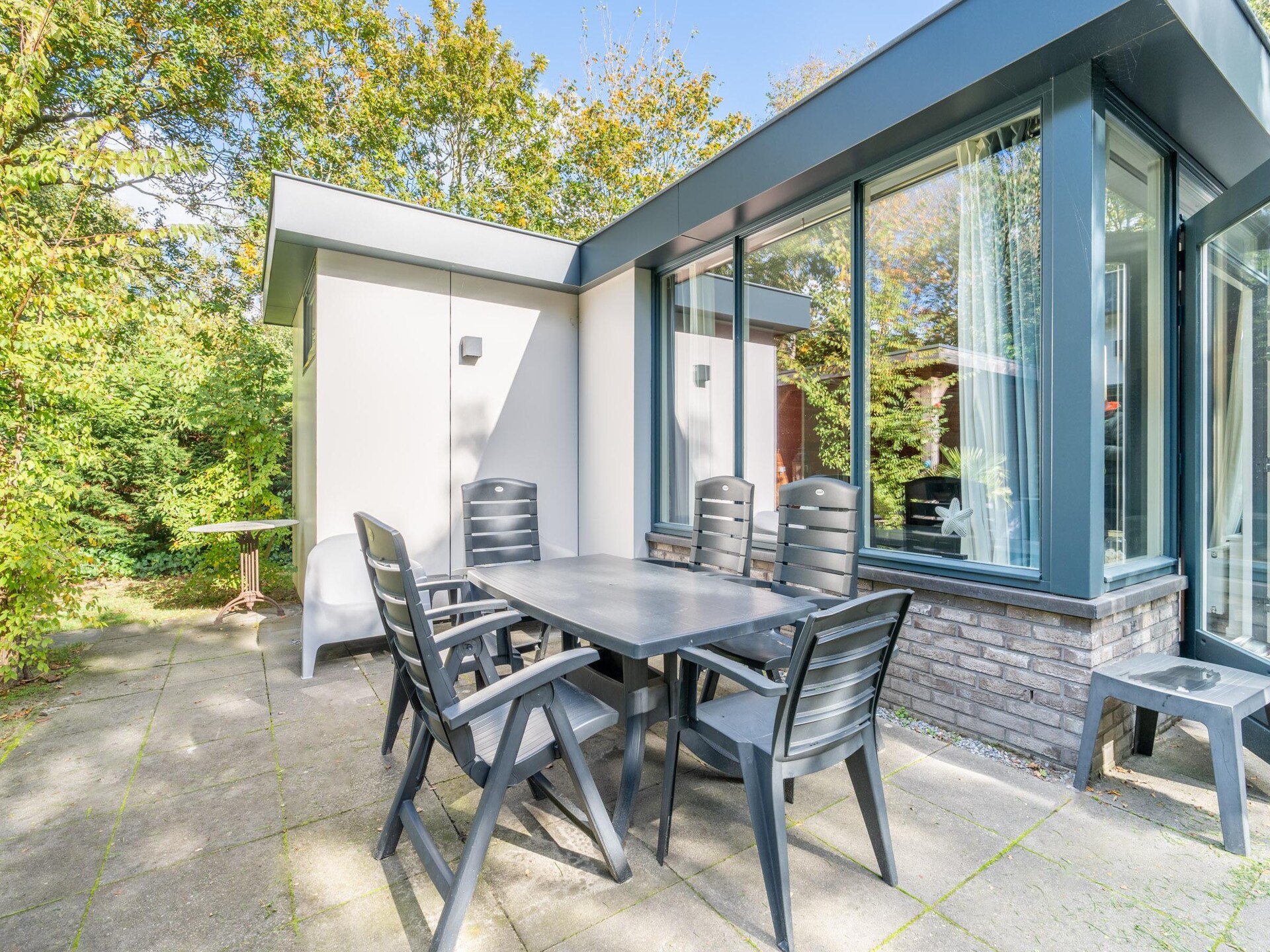 Vrijstaande bosbungalow voor 6 personen met omheinde tuin en oplaadpunt - foto 27