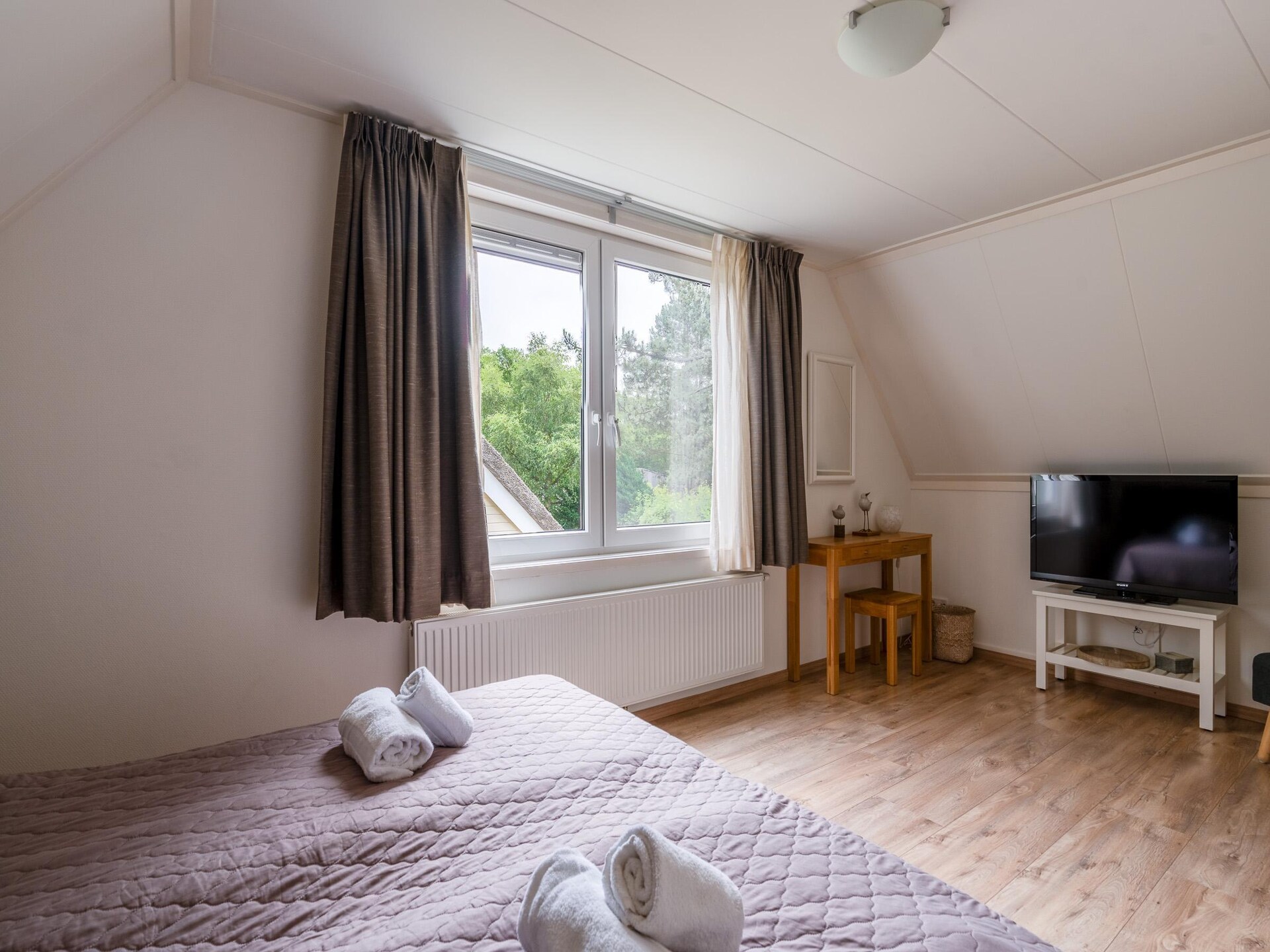 Sfeervol landhuis tussen bos en duin op Texel, 150m², huisdieren welkom - foto 11