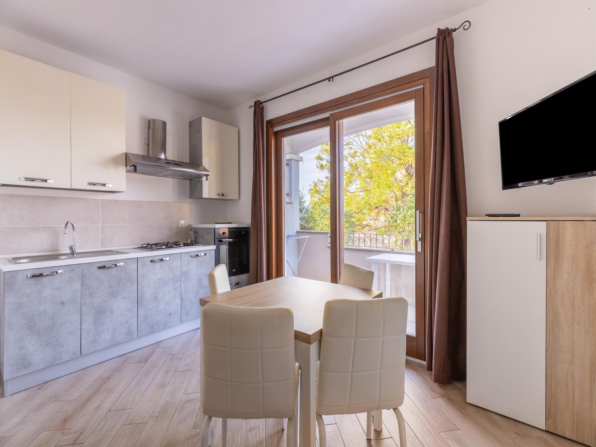 Rustgevend appartement voor 5 personen in Badesi - foto 3