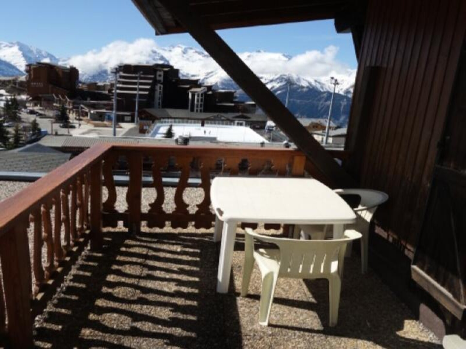 Ruim appartement voor 8 personen met balkons, direct aan de piste in Huez - foto 4
