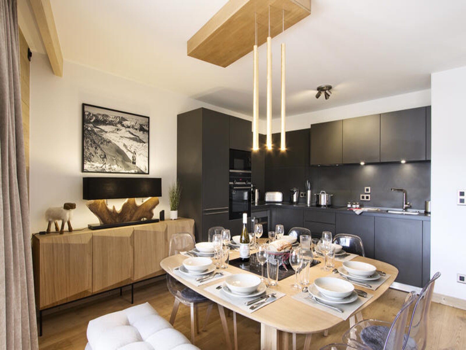 Luxe appartement 8p in Huez met balkon, zwembad en uitzicht op de Alpen - foto 7