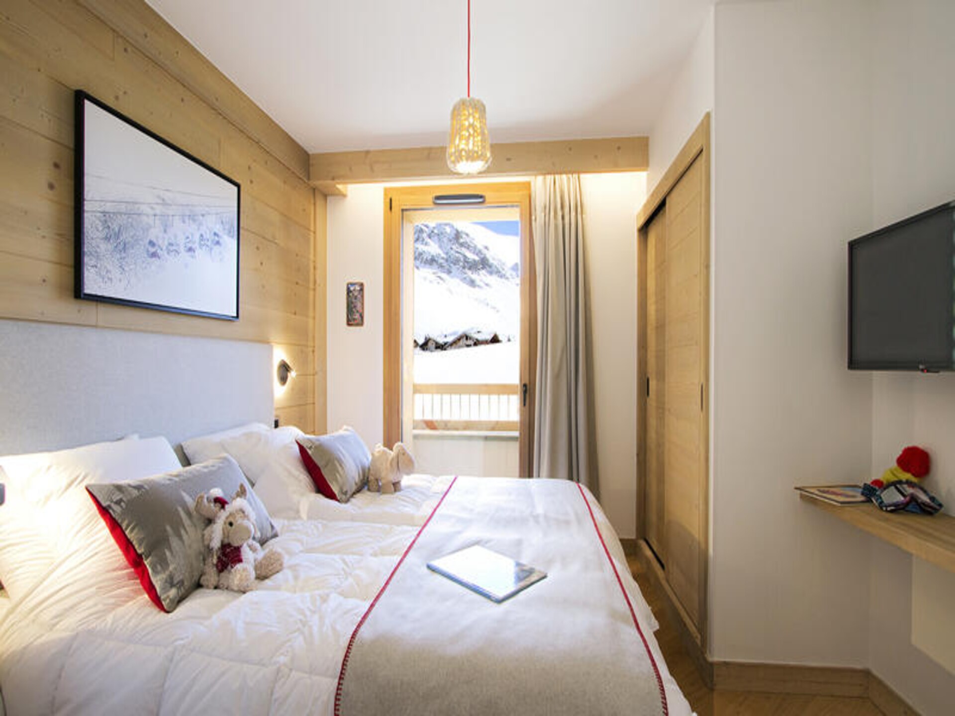 Luxe appartement 8p in Huez met balkon, zwembad en uitzicht op de Alpen - foto 13