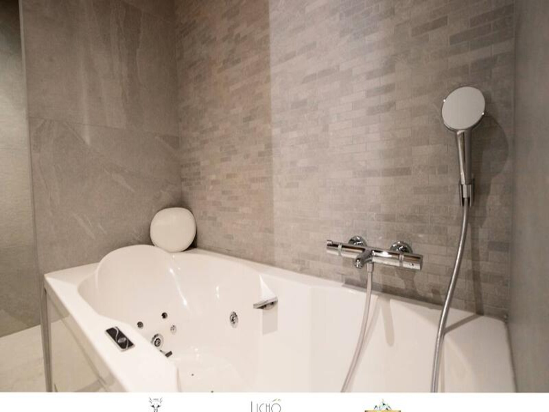 Duplex voor 12 personen met sauna, bubbelbad en uitzicht in Bonneval-sur-Arc - foto 16