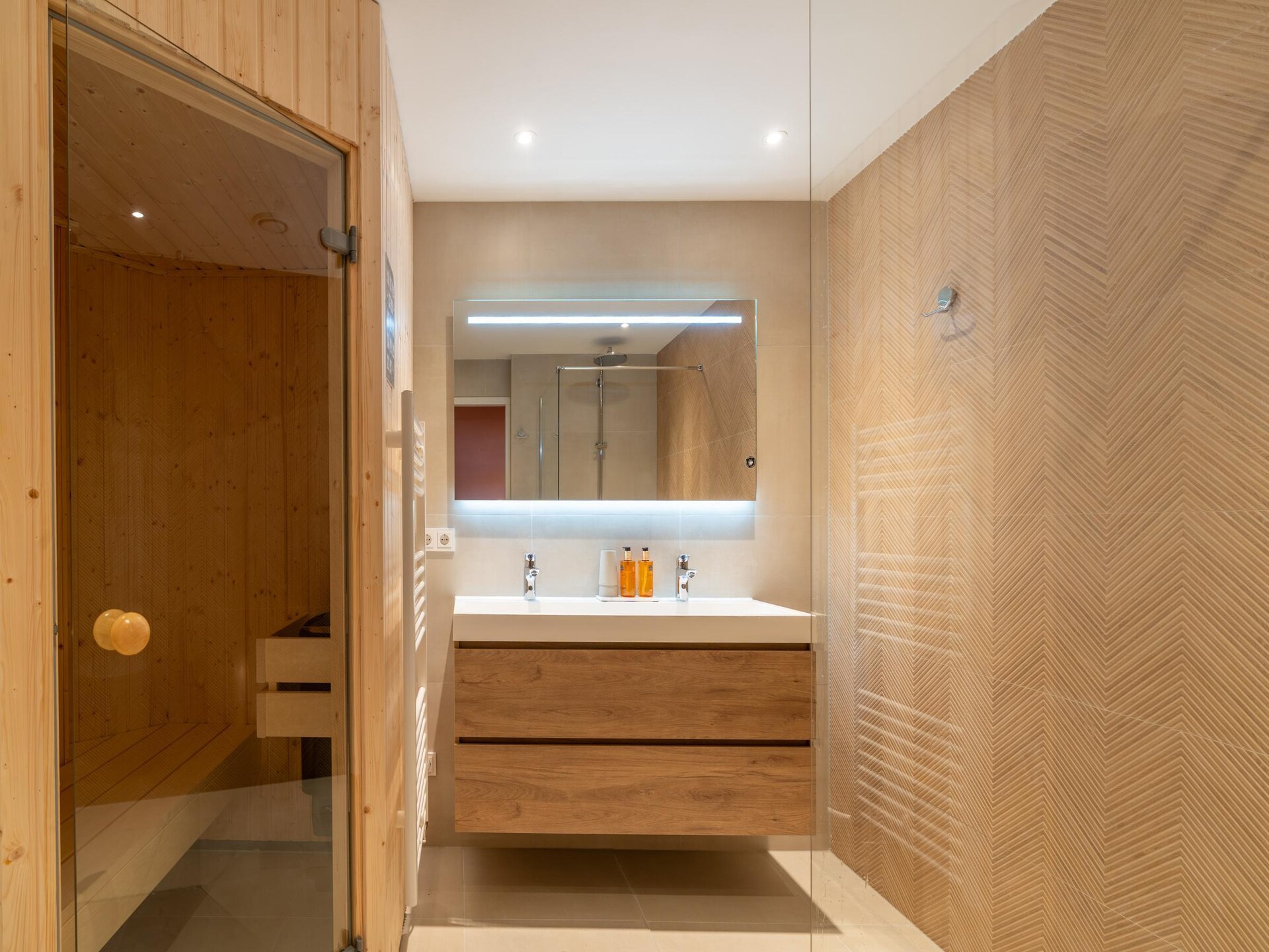 Juliana 028: Wellnessappartement met zeezicht op het hoogste duin van Texel - foto 9