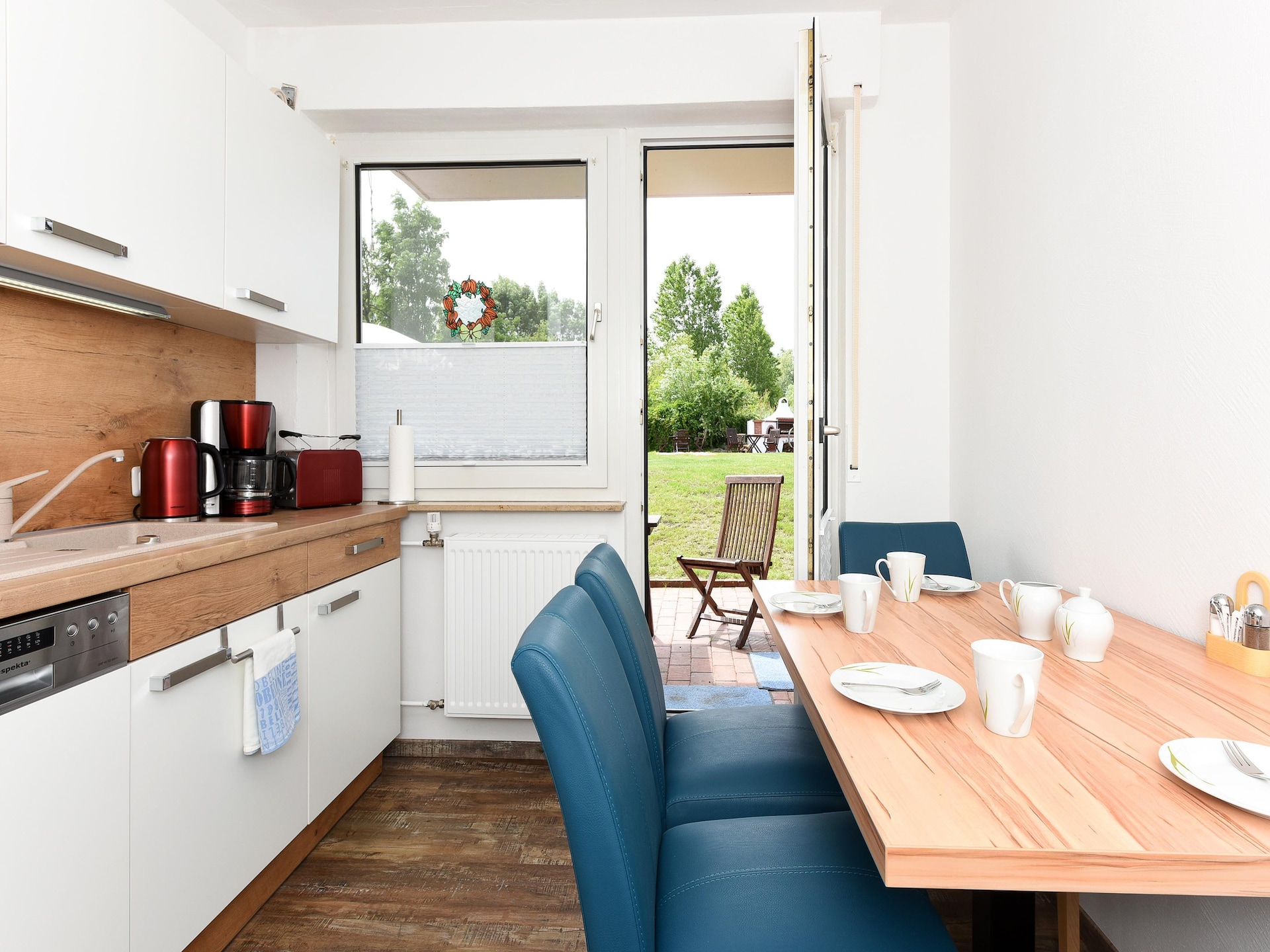 Op 350 m van zee: Modern appartement in Bensersiel - foto 11