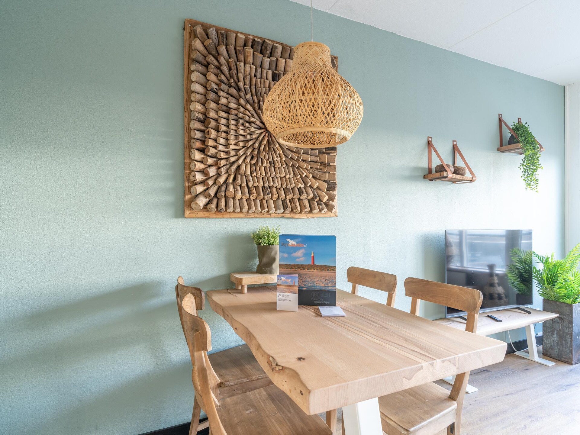 Luxe appartement met sauna, zeezicht en balkon in bosrijke omgeving - foto 5