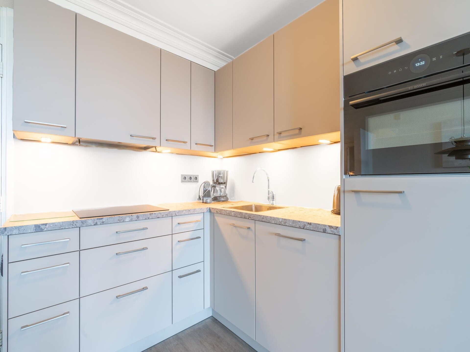 Juliana 058: Modern appartement met zeezicht op het hoogste duin van Texel - foto 7