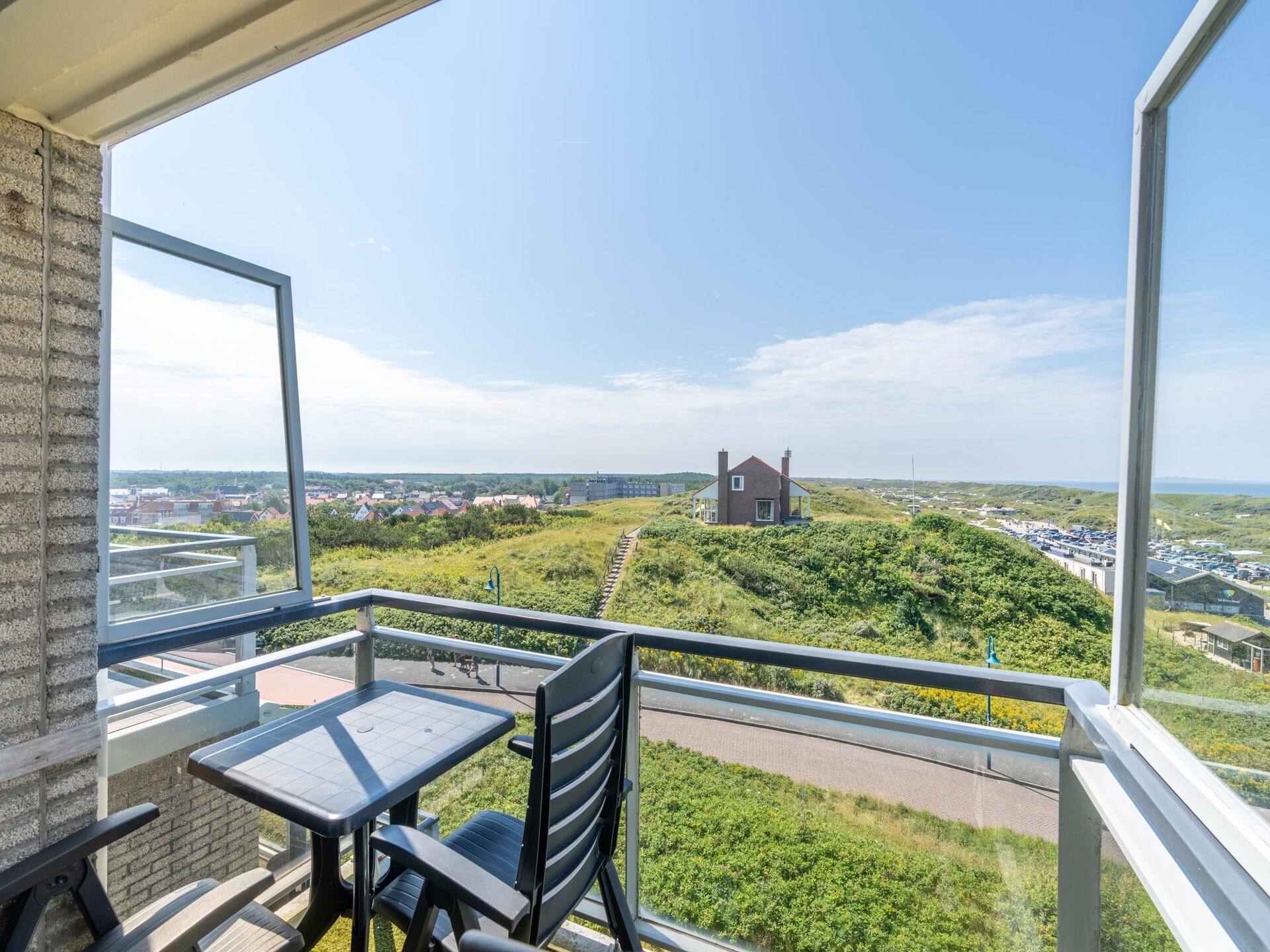 Modern hoekappartement met panoramisch zeezicht in bosrijke omgeving - foto 12