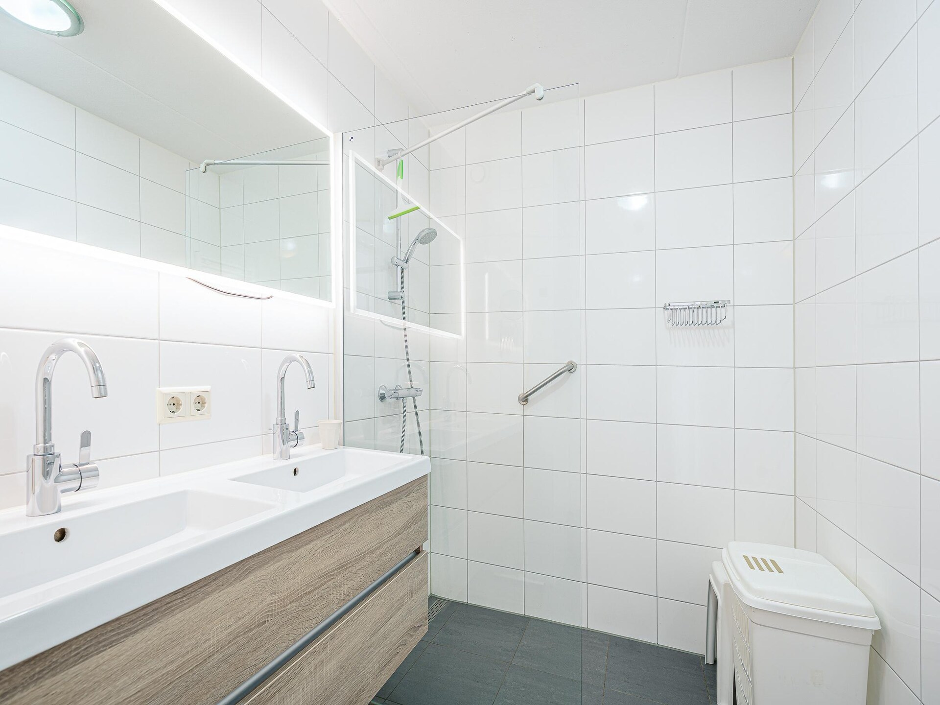 Sfeervol 4-persoons appartement met zeezicht op 2e etage in De Koog - foto 9