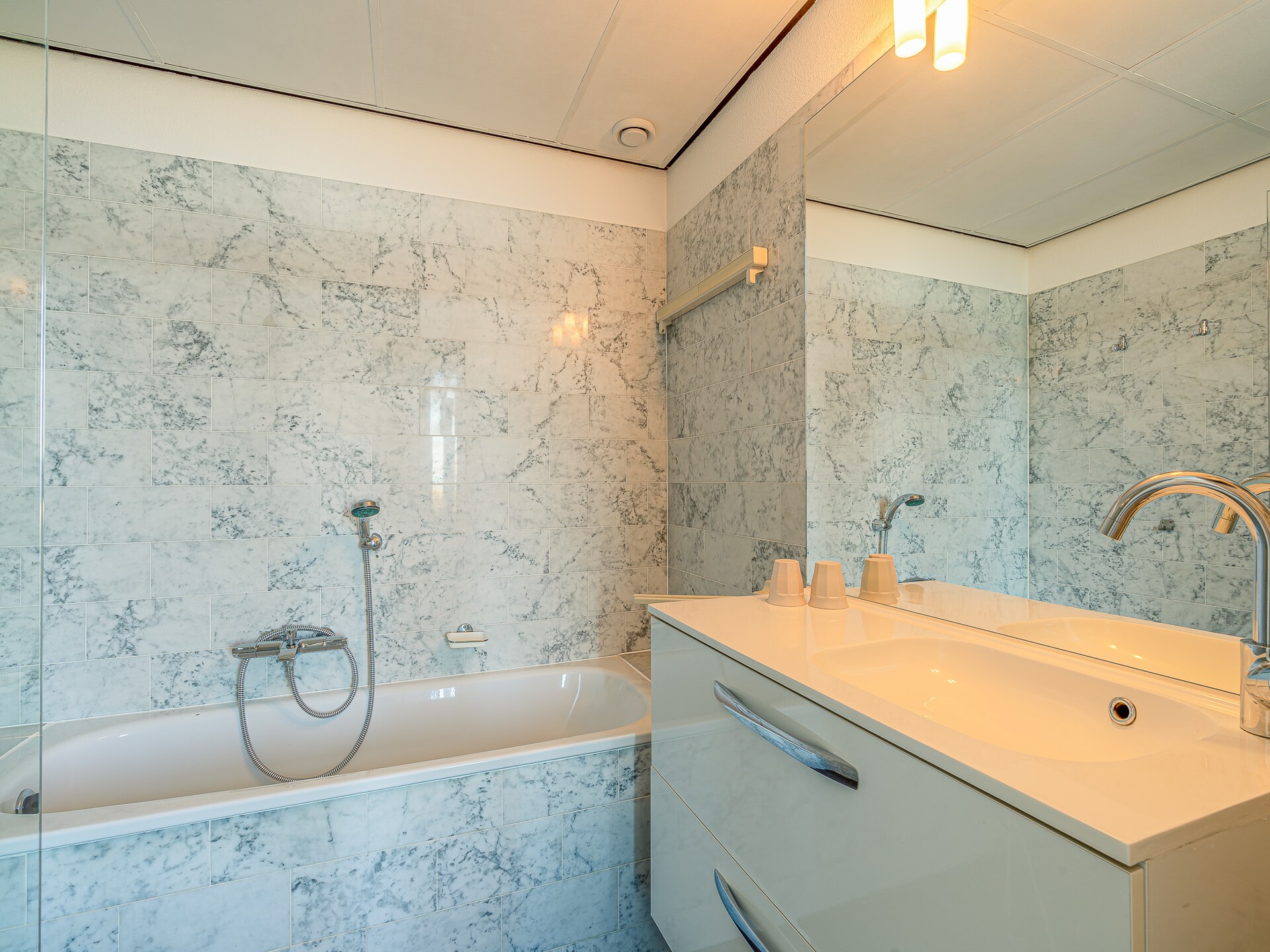 Juliana 062: Luxe appartement met zeezicht op het hoogste duin van Texel - foto 10