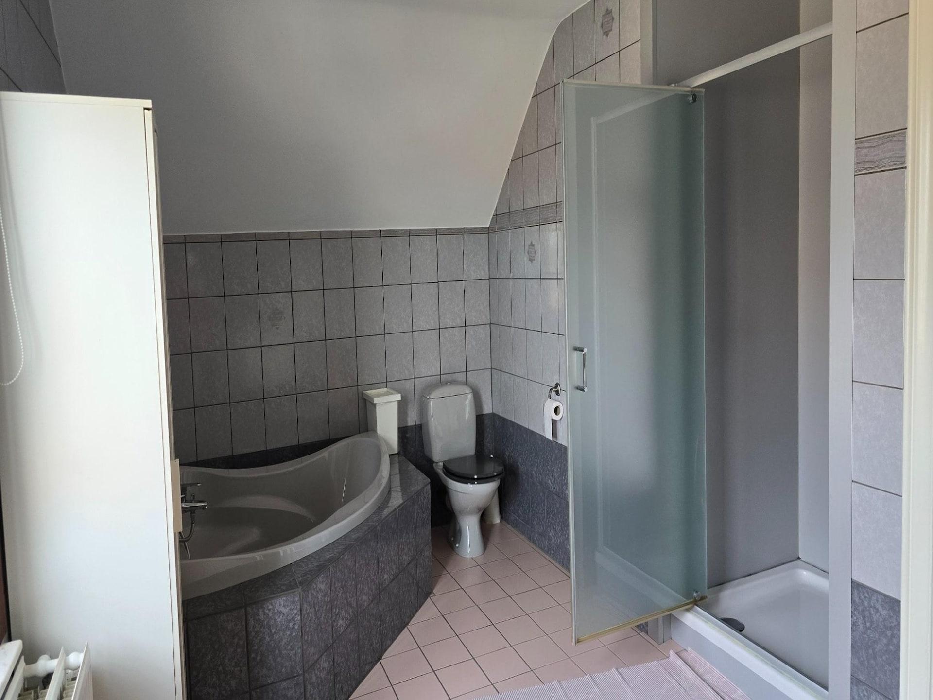 Ruim vakantiehuis Hof van Kalenberg in Borgloon voor 12 personen - foto 16