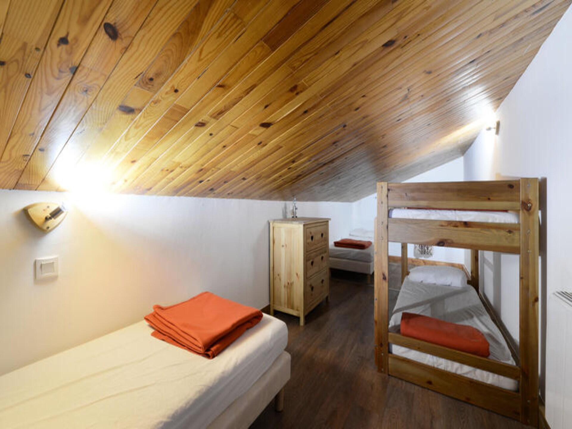 Gerenoveerd 10-persoons appartement op 150m van de piste in Montchavin - foto 15