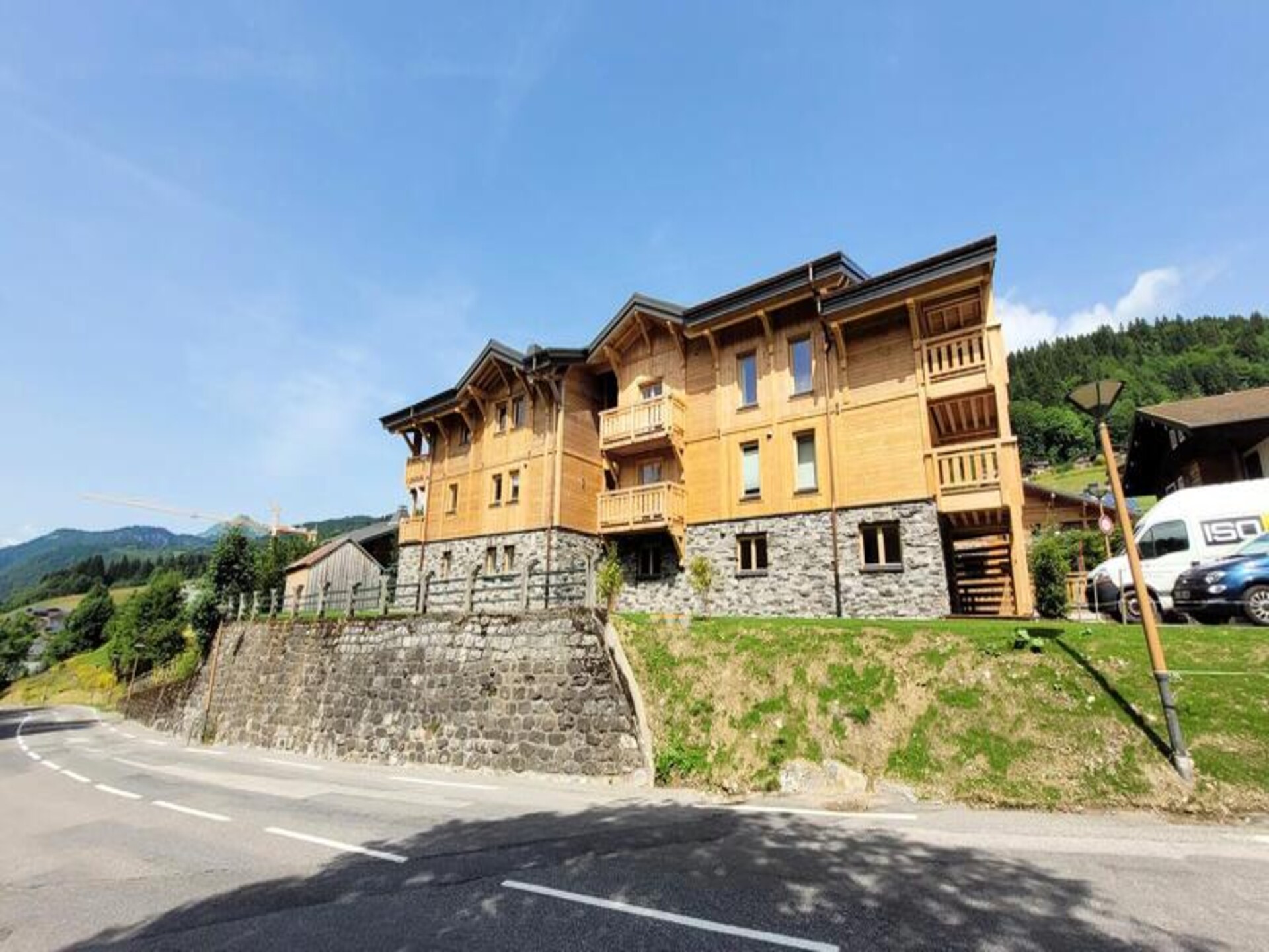 Nieuw appartement in Les Gets, 500m van de piste met zonnig terras - foto 13