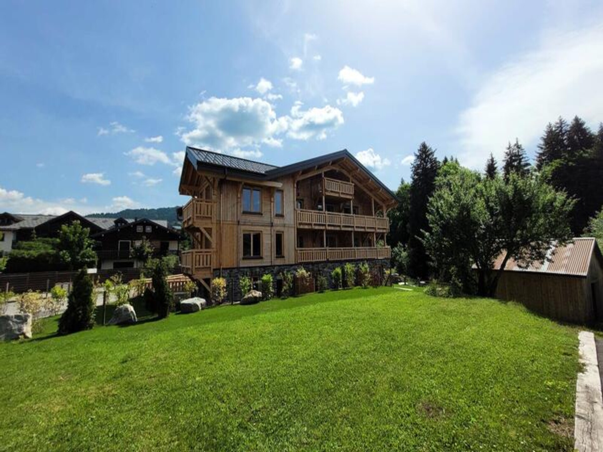 Nieuw appartement in Les Gets, 500m van de piste met zonnig terras - foto 14