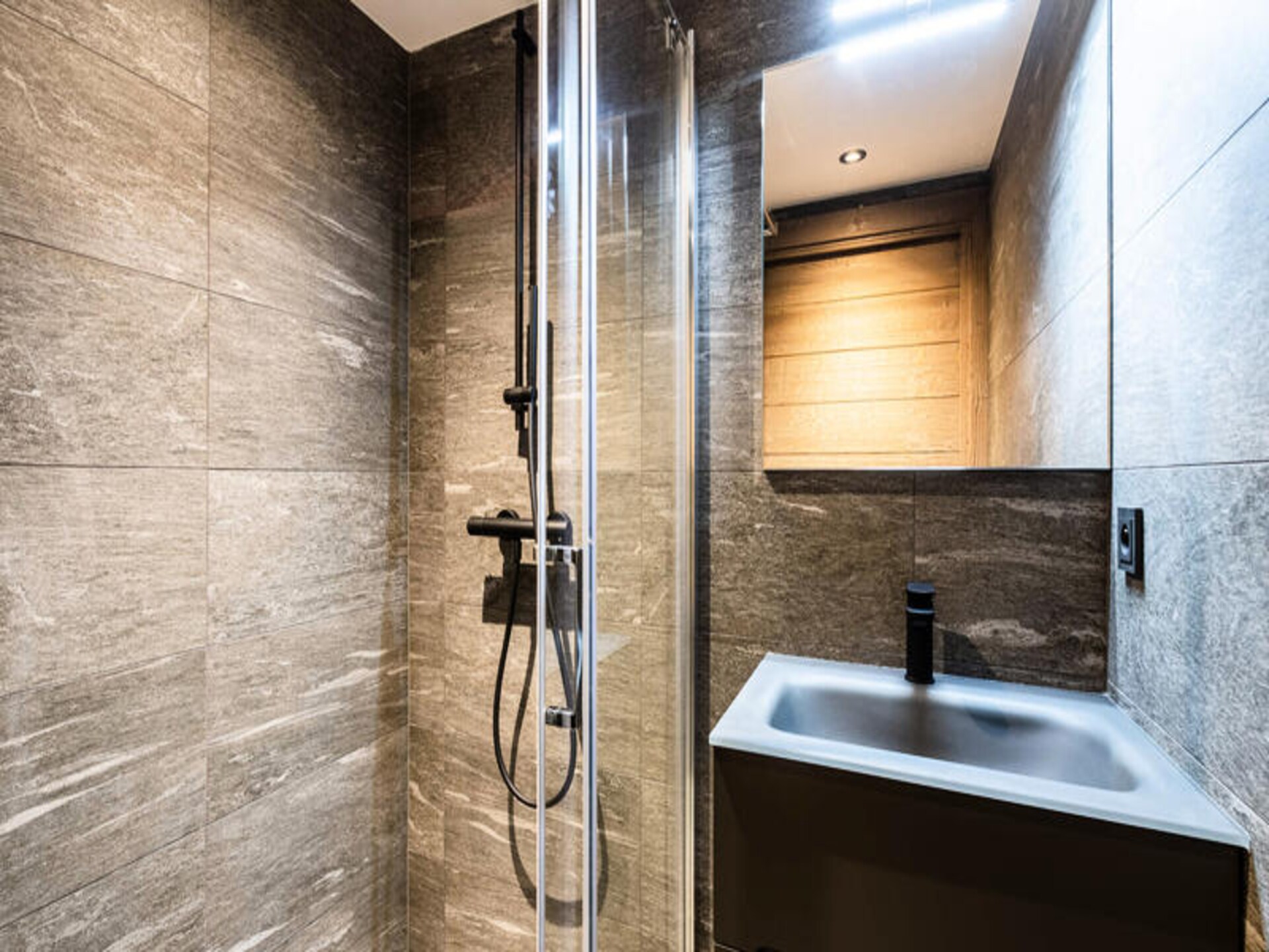 Stijlvol appartement in het hart van Les Gets, vlakbij de piste - foto 8