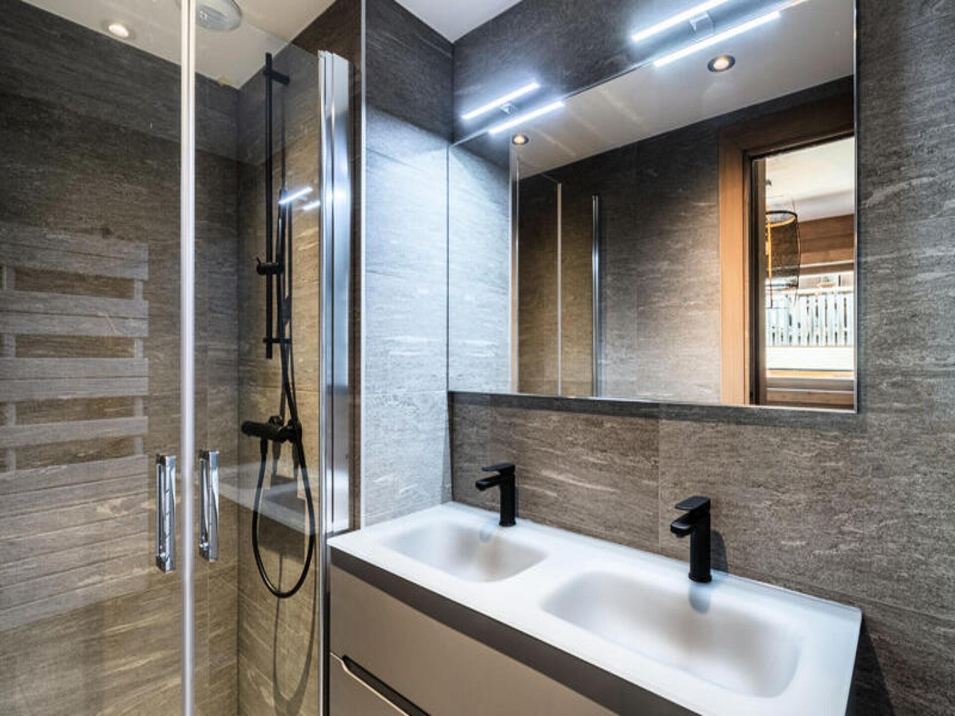 Stijlvol appartement in het hart van Les Gets, vlakbij de piste - foto 10
