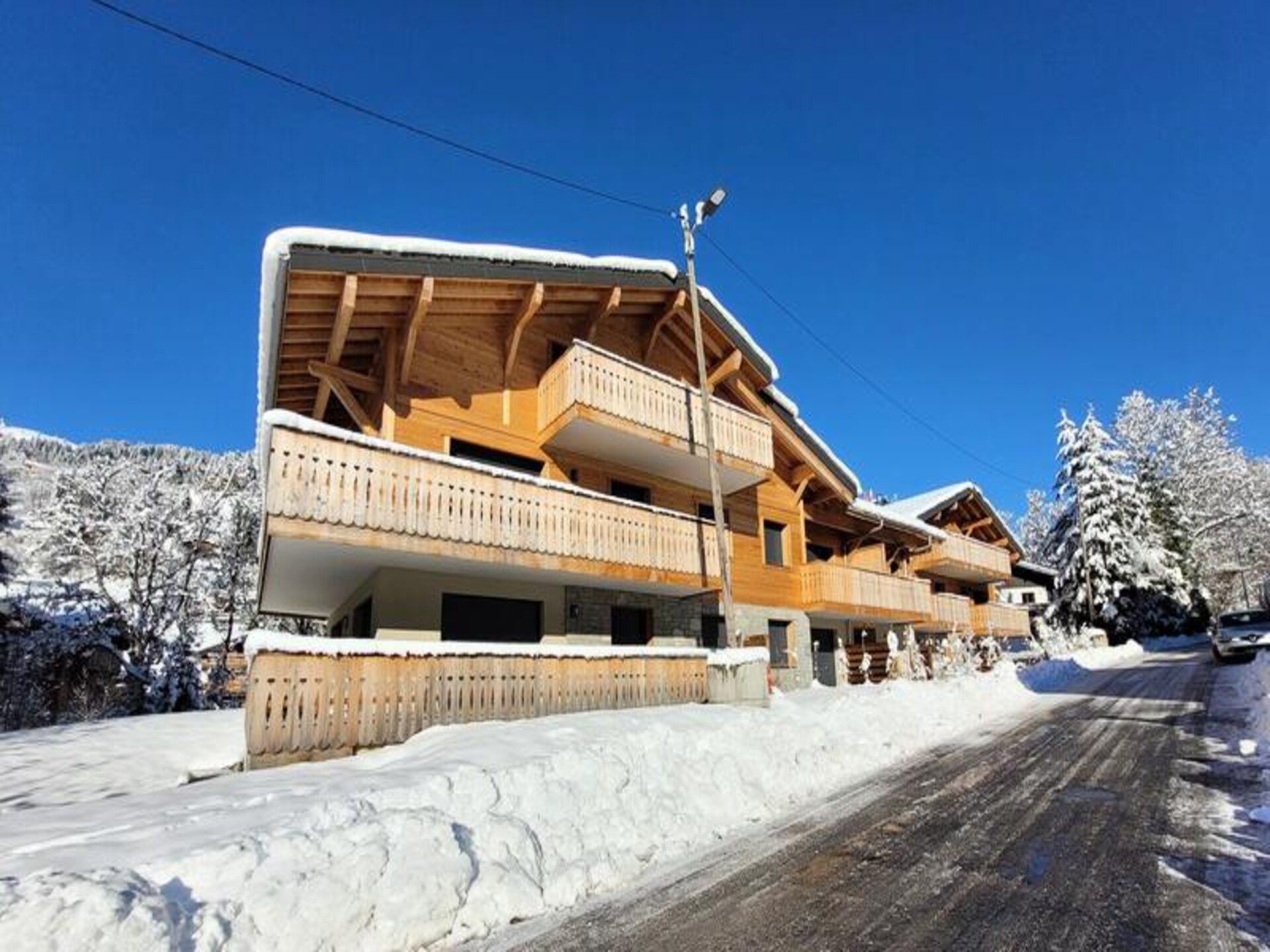 Nieuw modern alpenappartement voor 8, 280m van skipiste Les Gets - foto 1