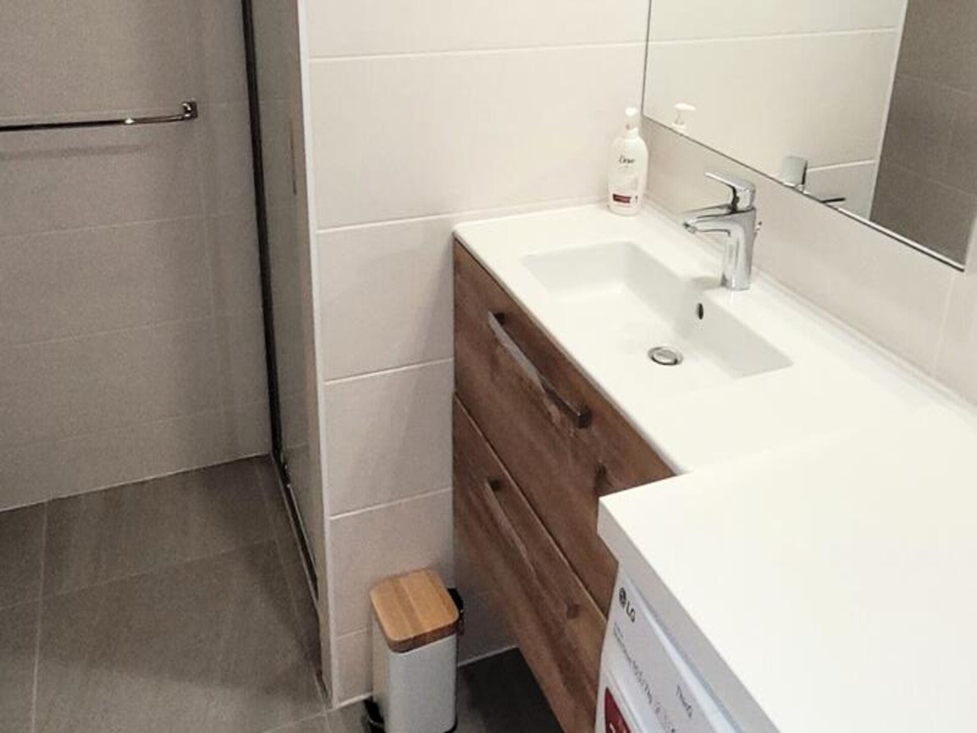 Nieuw modern alpenappartement voor 8, 280m van skipiste Les Gets - foto 14