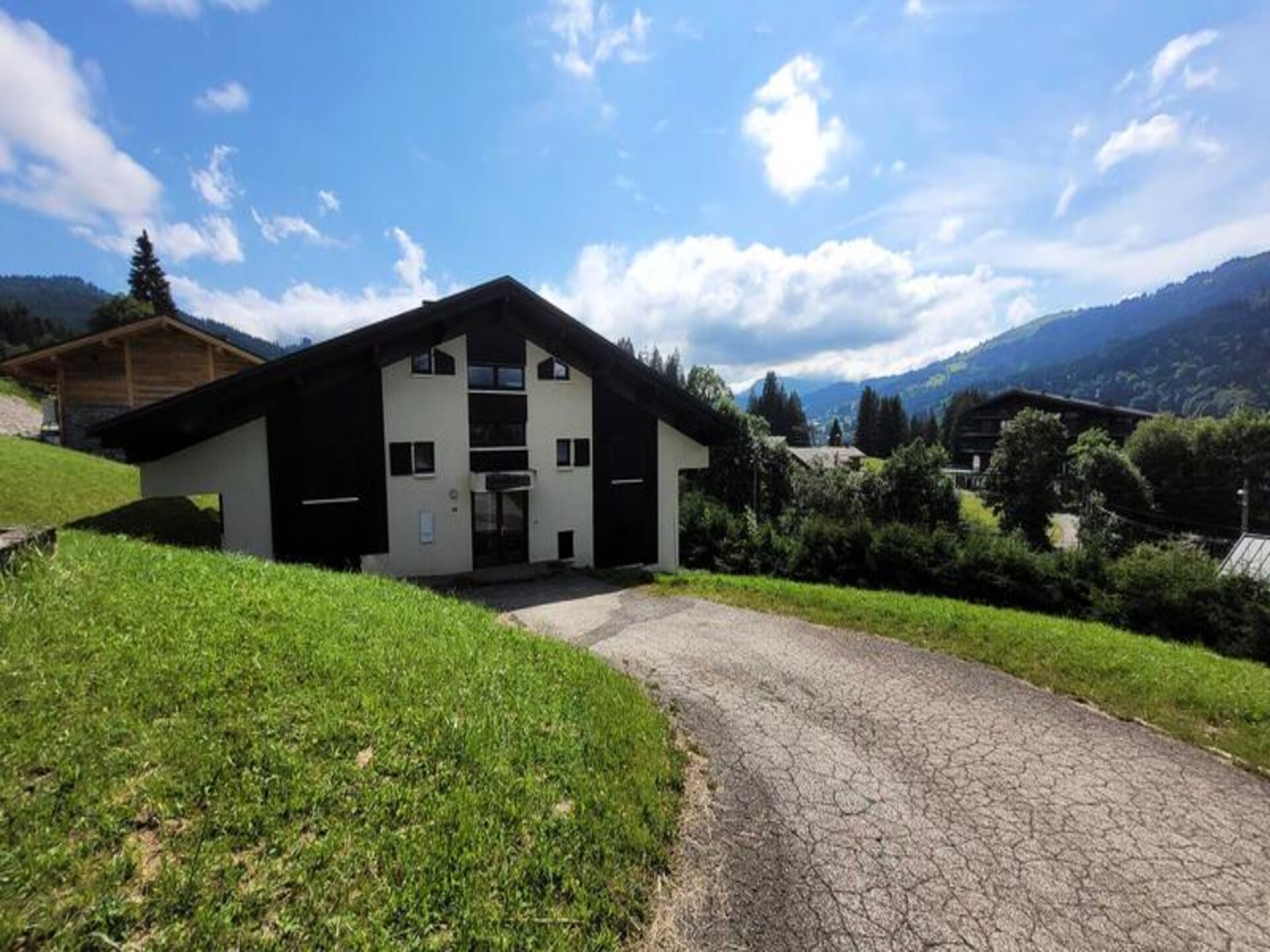 Ruim 6-persoons appartement op 200m van de piste in Les Gets - foto 1