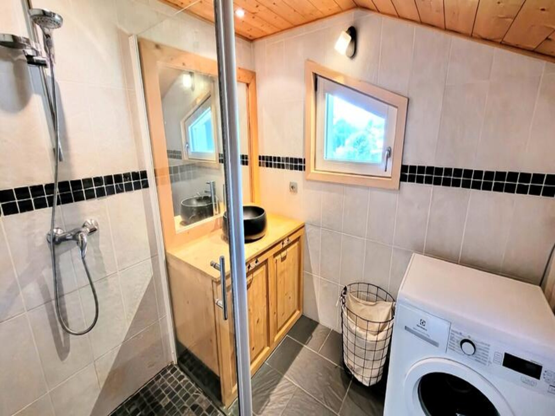 Ruim 6-persoons appartement op 200m van de piste in Les Gets - foto 8