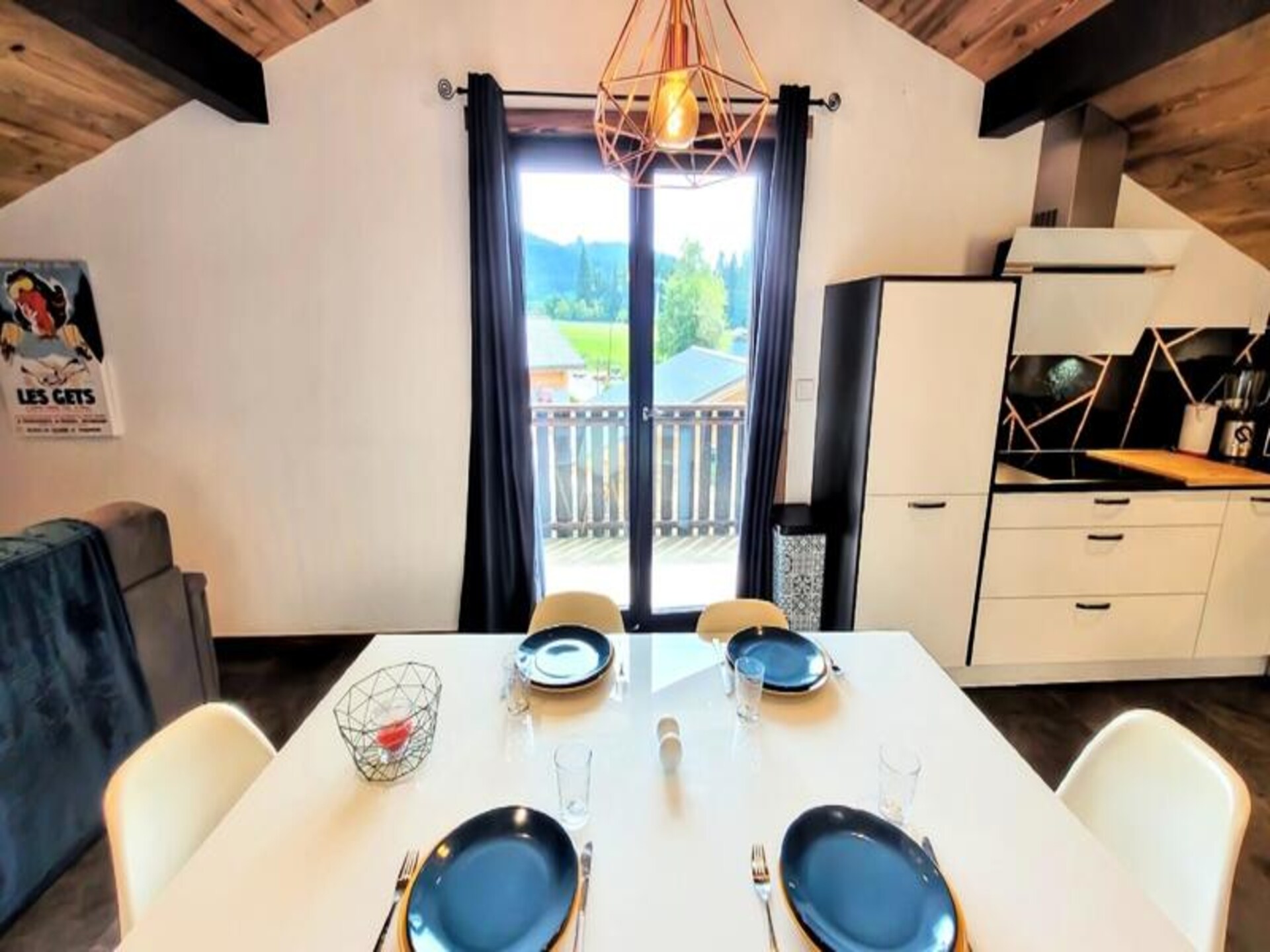 Ruim 6-persoons appartement op 200m van de piste in Les Gets - foto 11