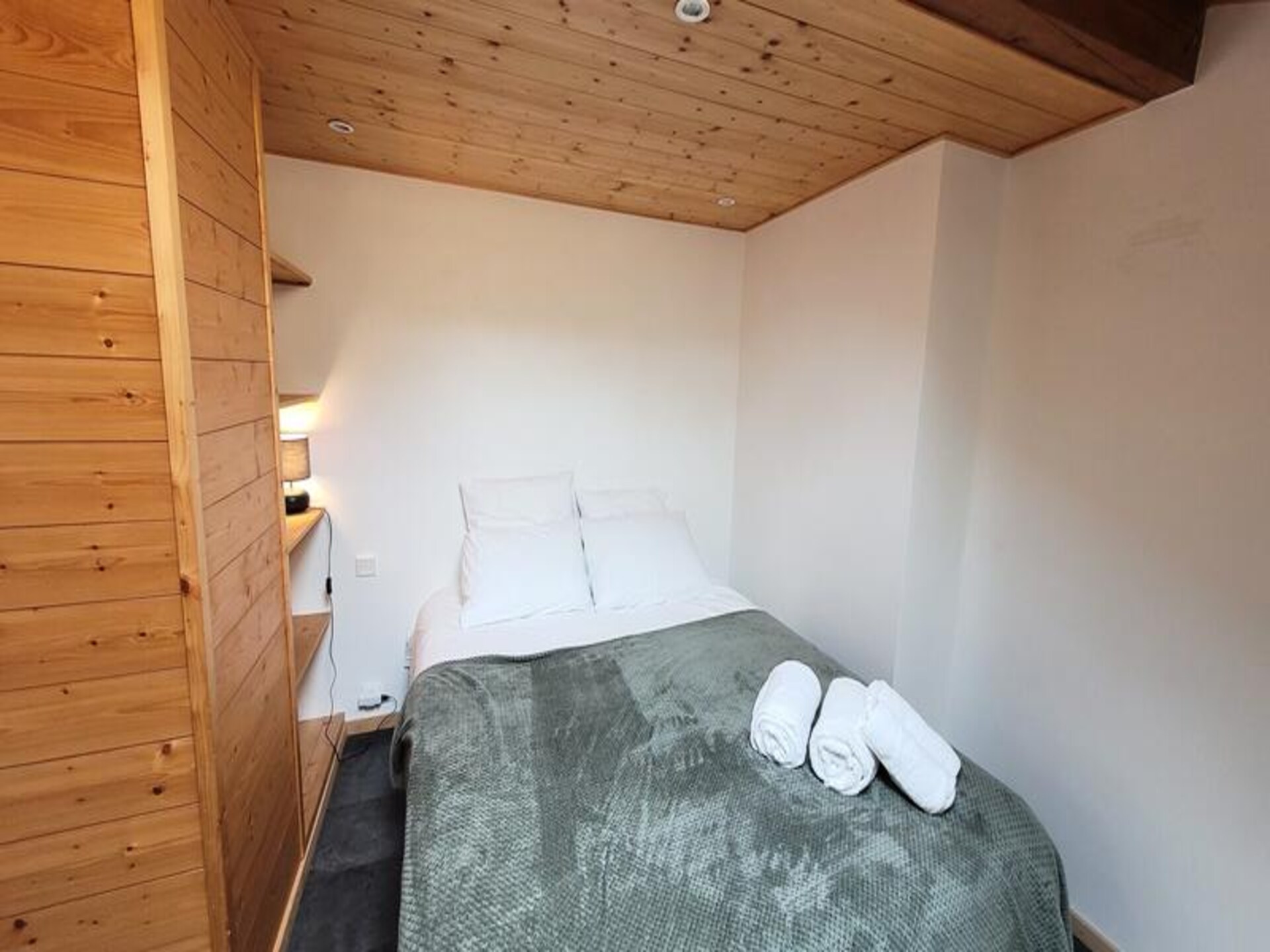 Ruim 6-persoons appartement op 200m van de piste in Les Gets - foto 13