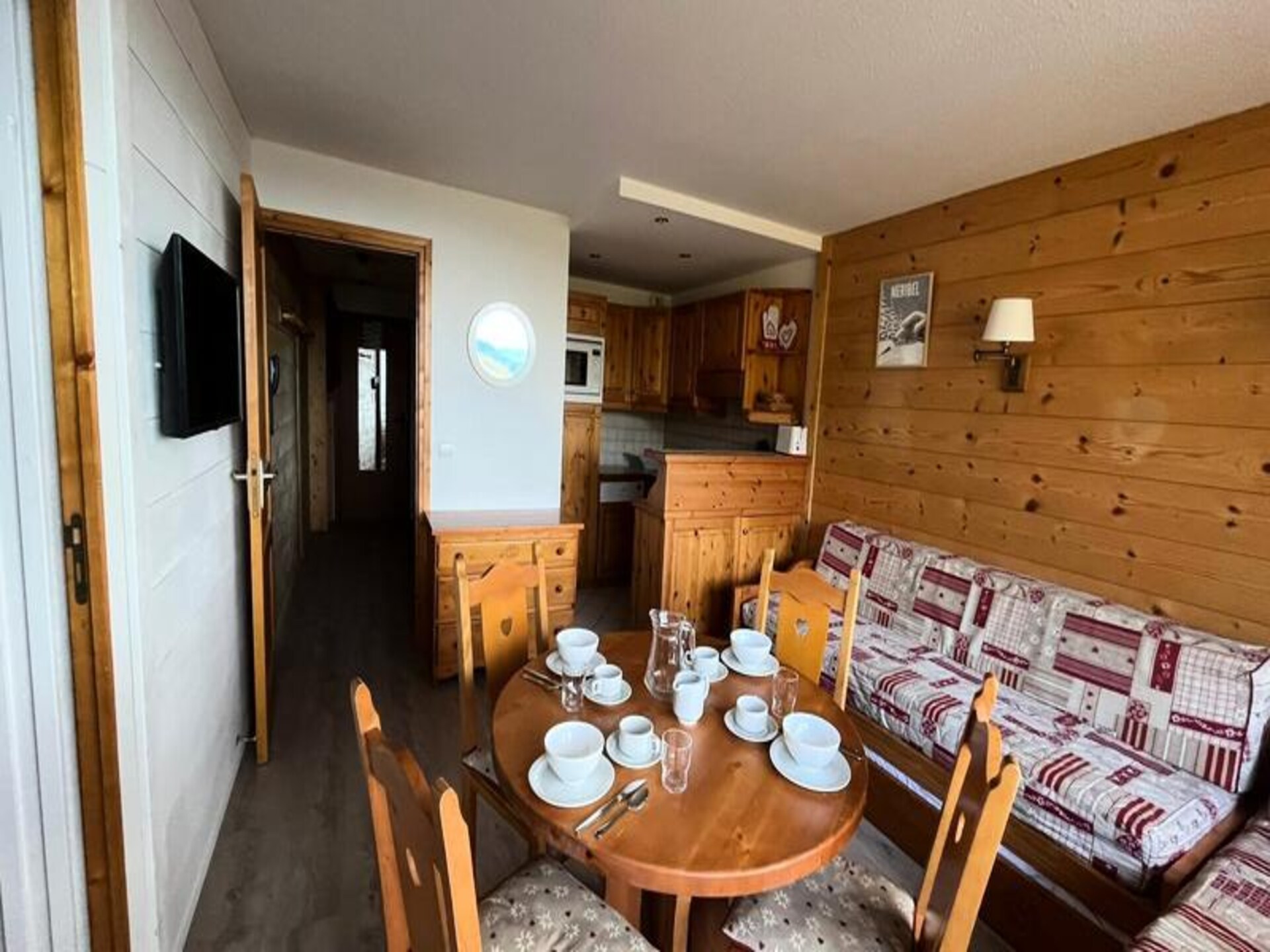 Appartement op 10e verdieping met panoramisch dalzicht en directe ski-toegang - foto 6