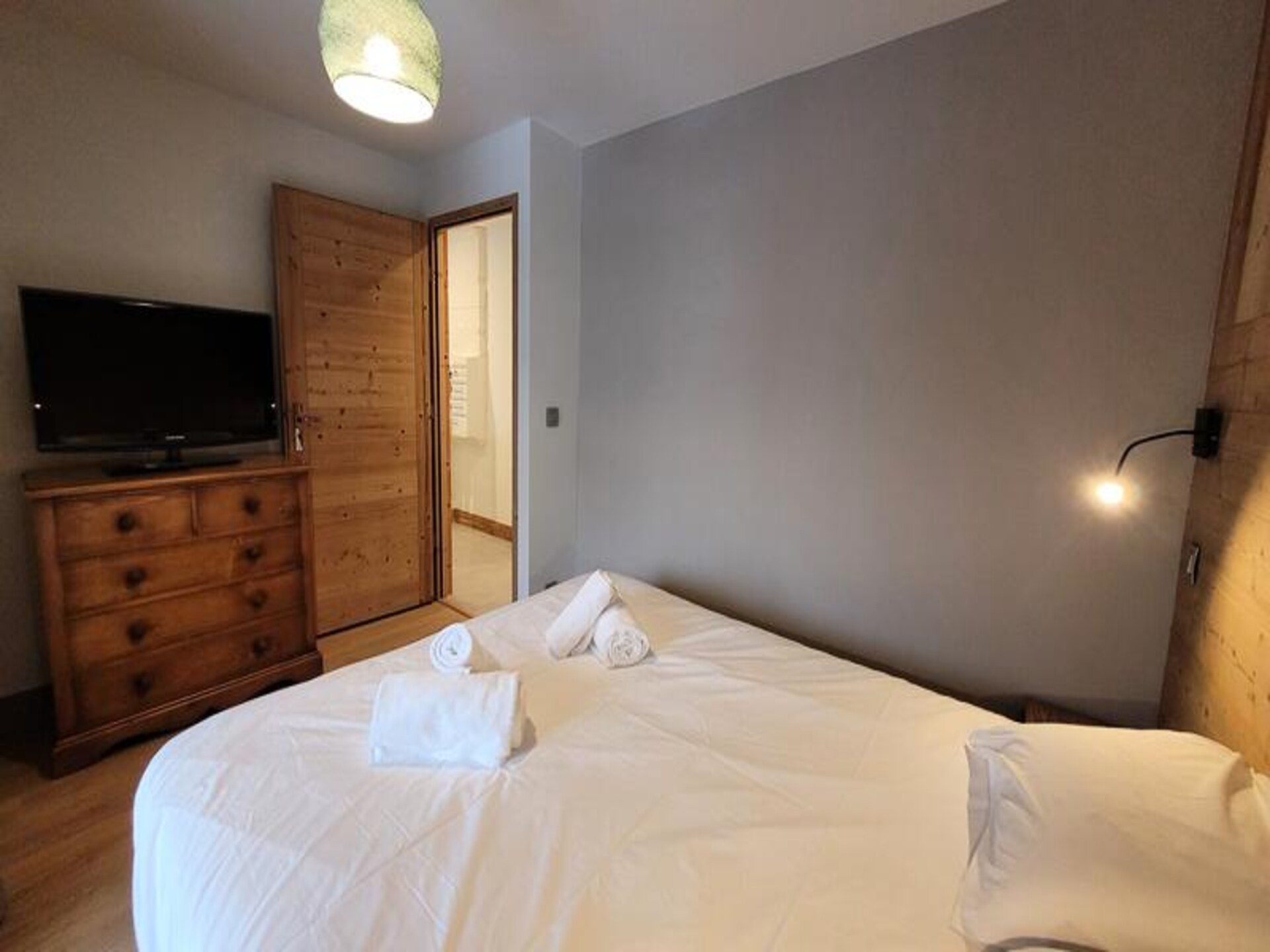 Licht appartement op 50m van de pistes met balkon in Les Gets - foto 14