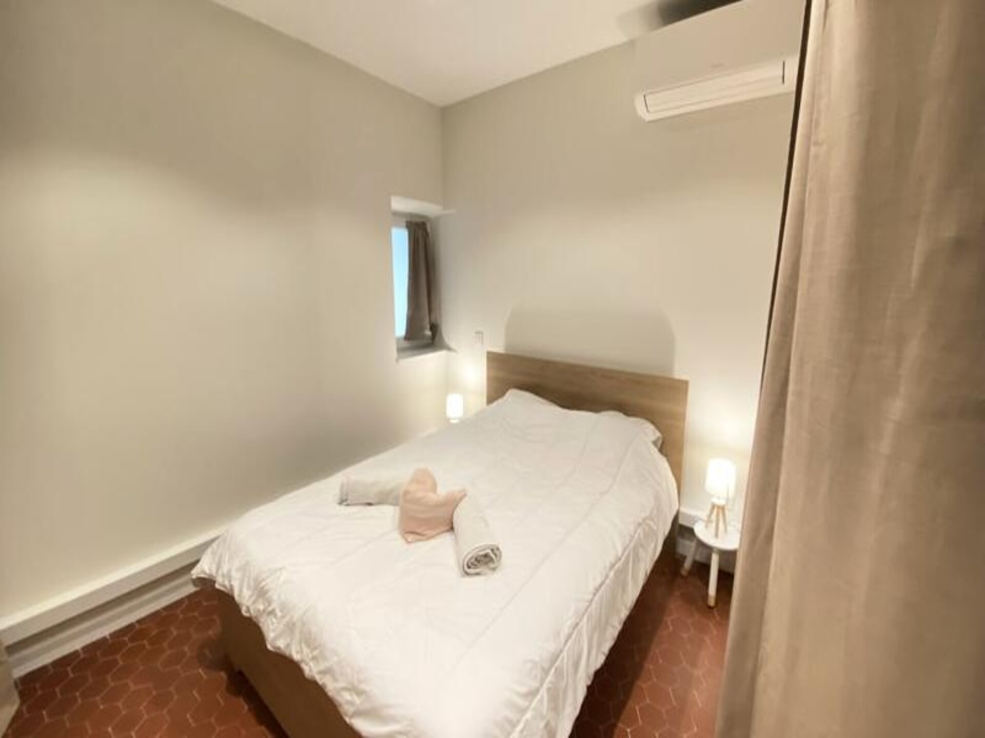 Gerennoveerd appartement in hartje Oud Antibes, 200m van zee - foto 1