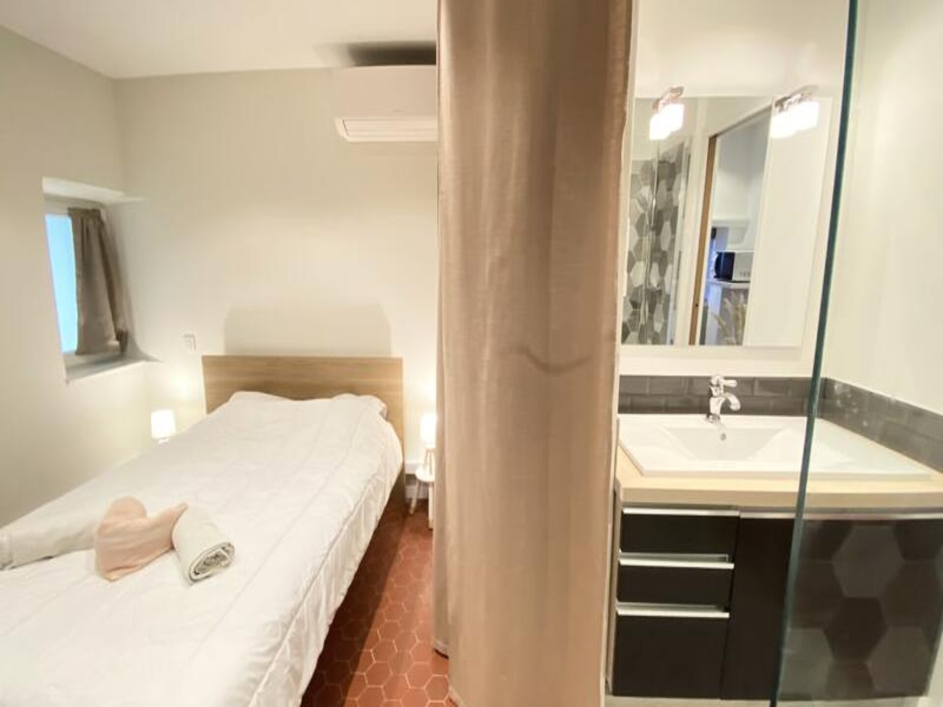 Gerennoveerd appartement in hartje Oud Antibes, 200m van zee - foto 19