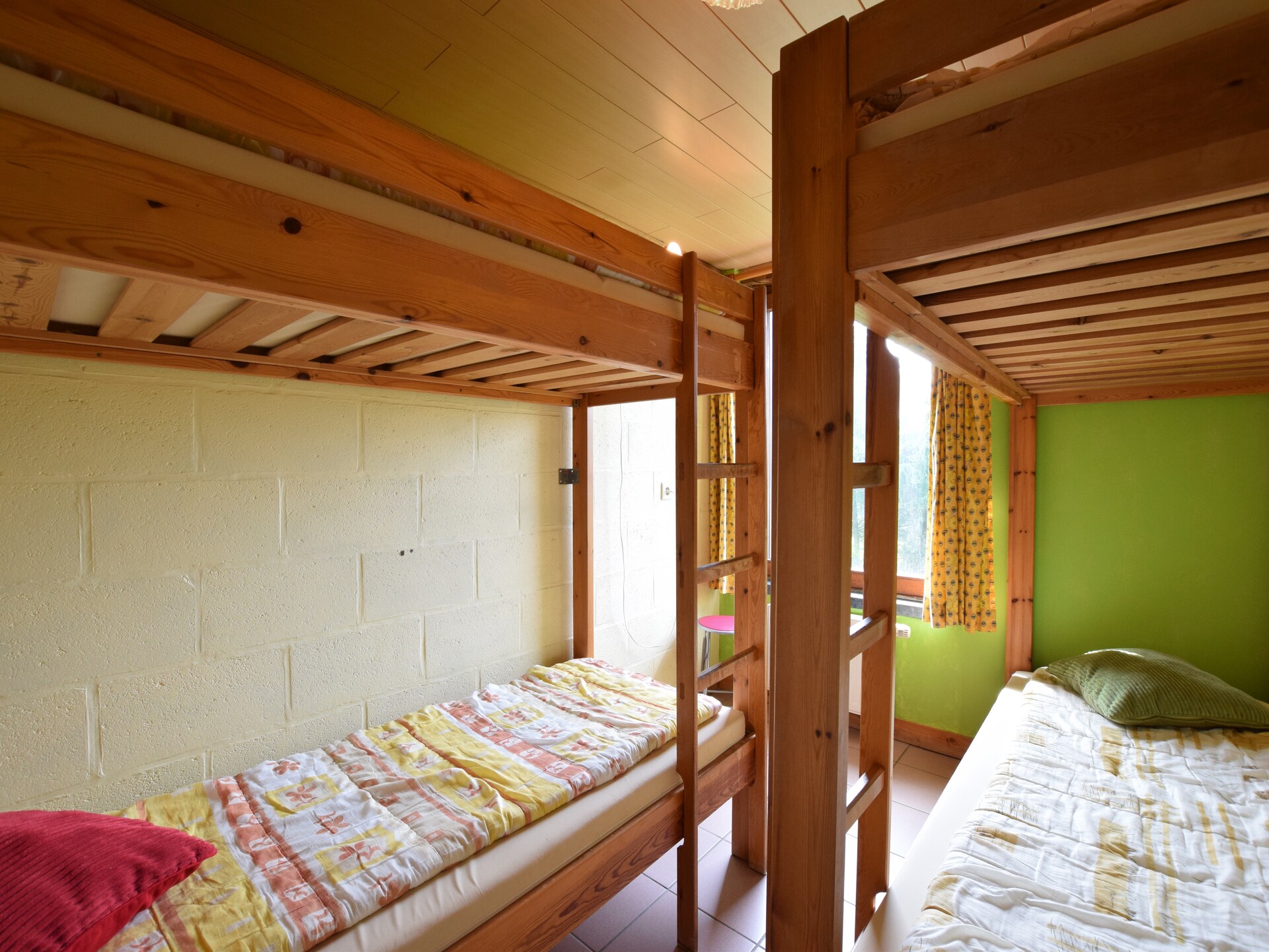 Ruim landhuis voor 22 personen met sauna en bubbelbad in de Ardennen - foto 21