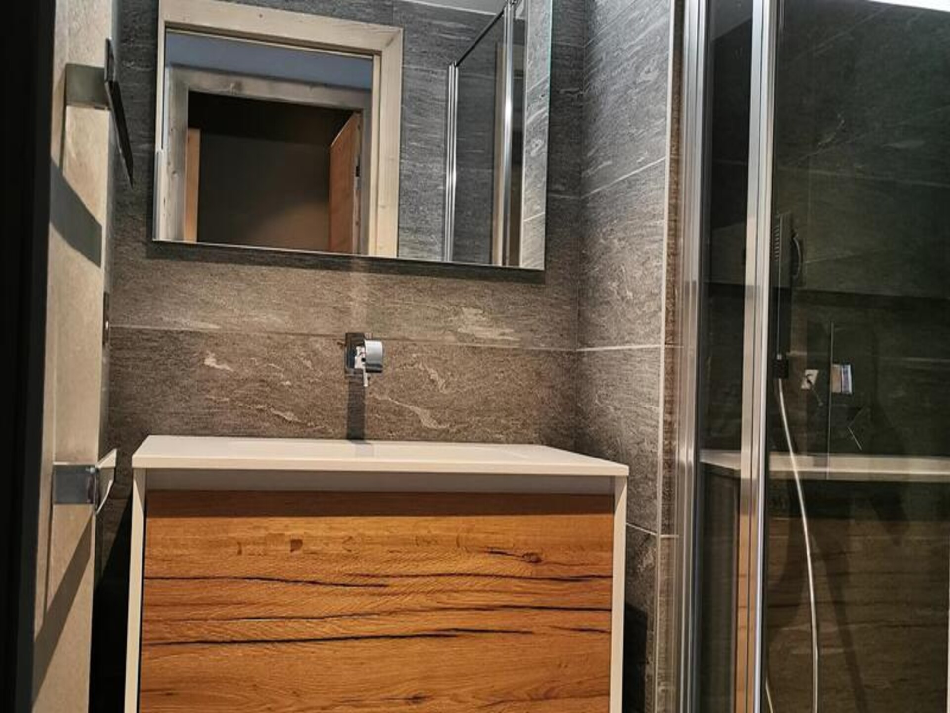 Luxe appartement 142m² direct aan de piste in Les Gets voor 8 personen - foto 6