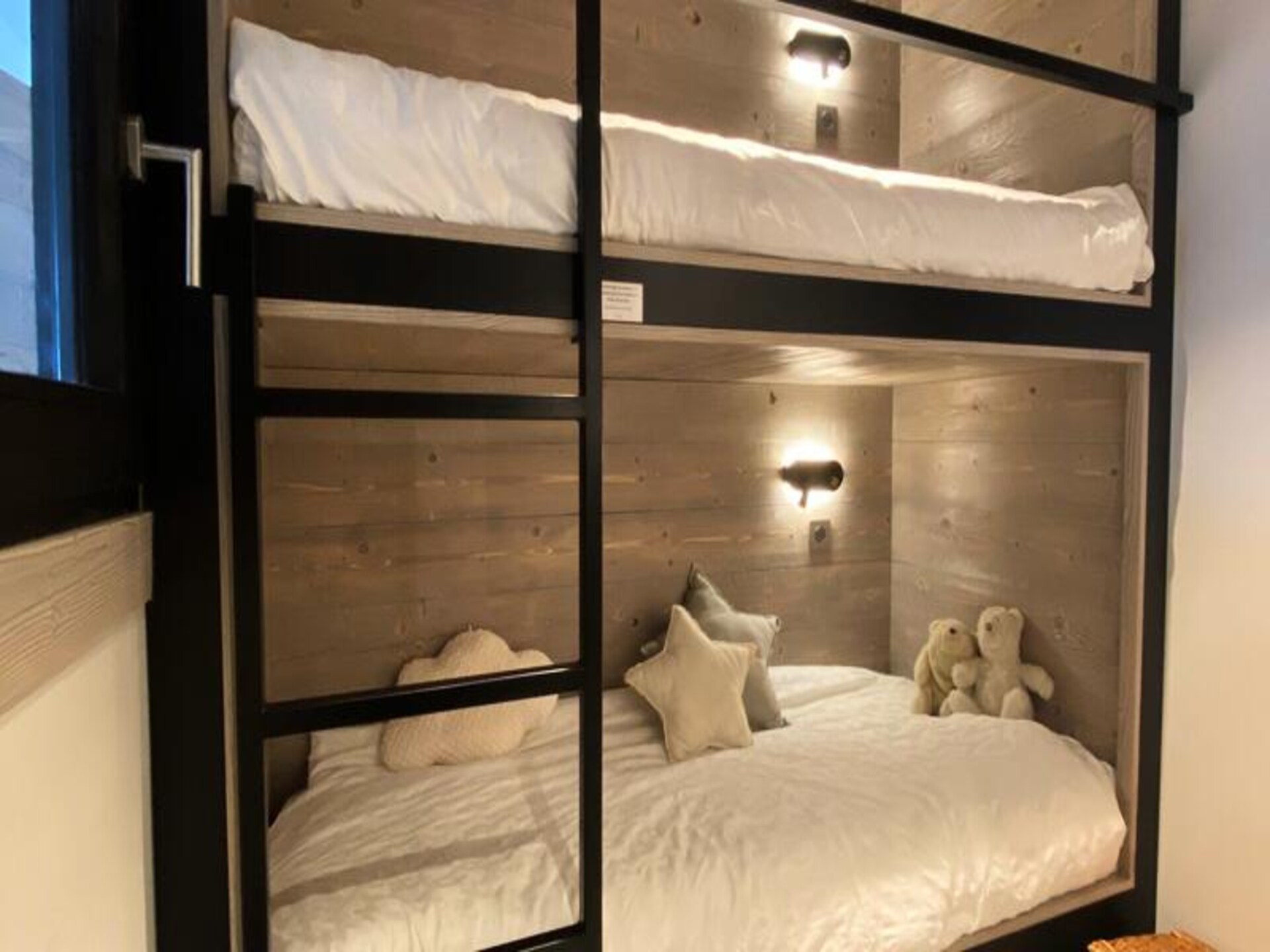 Luxe appartement 142m² direct aan de piste in Les Gets voor 8 personen - foto 10